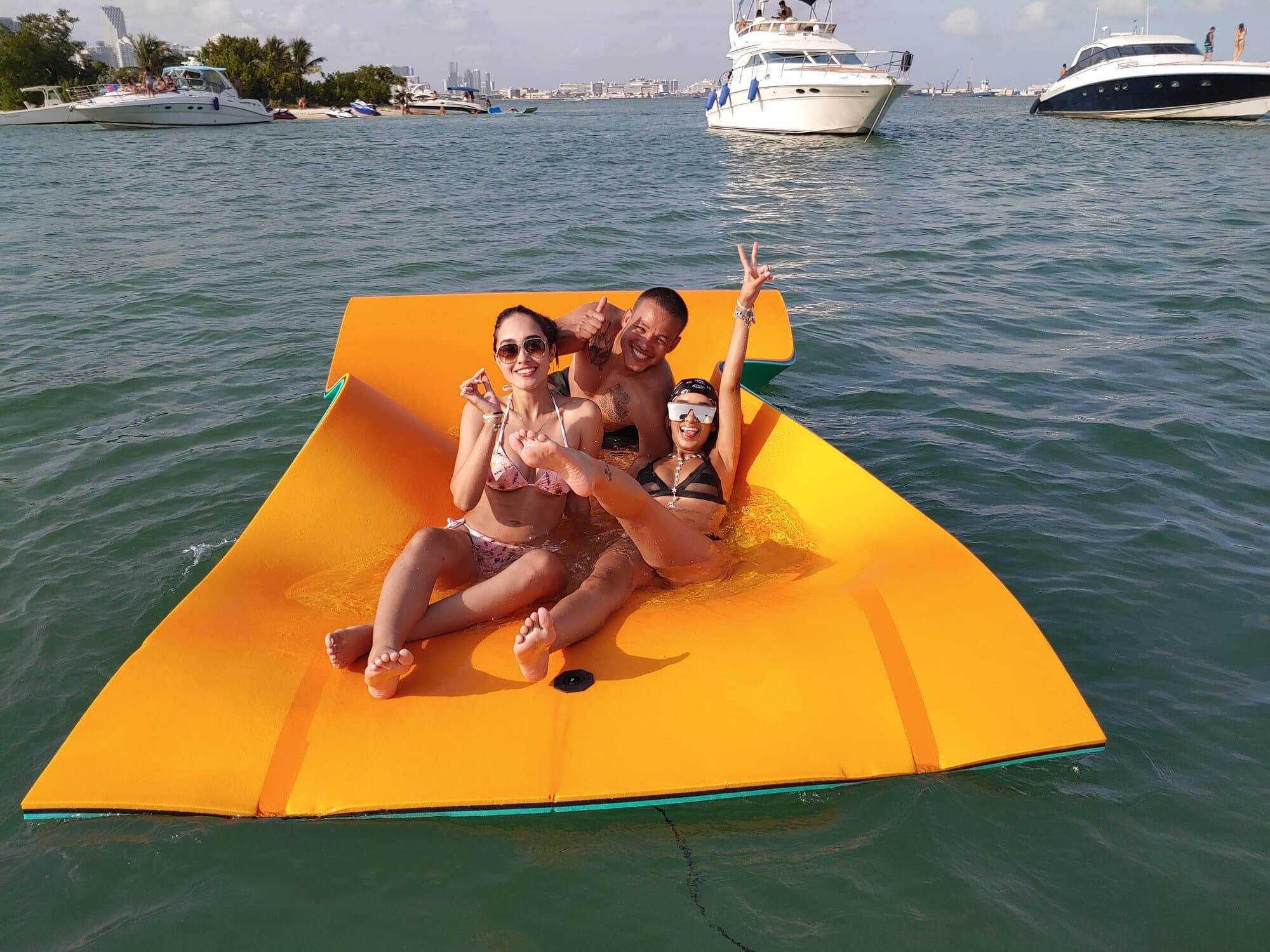 27FT FOUR WINNS - View 11