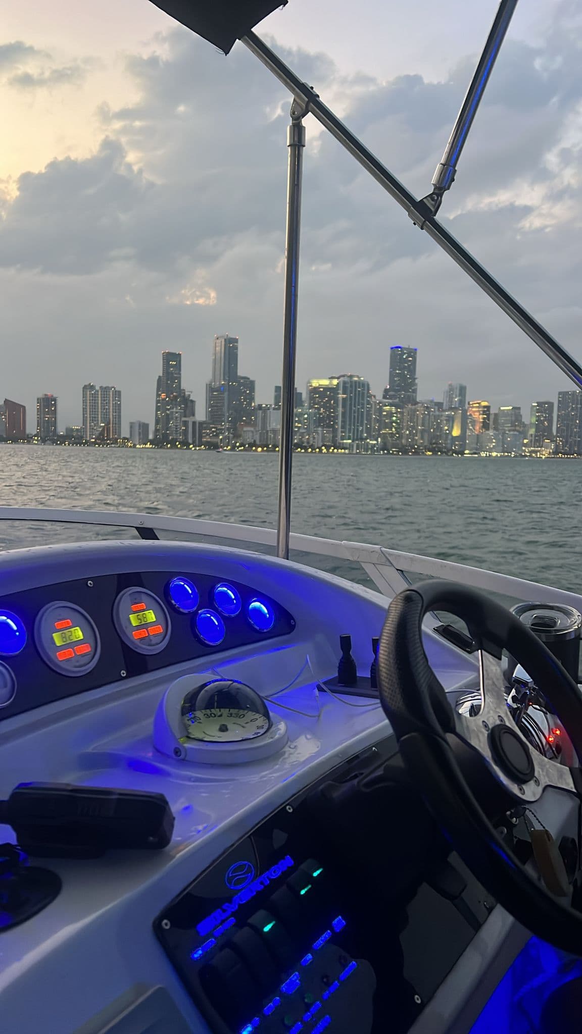 37FT MONTERRY I - View 15