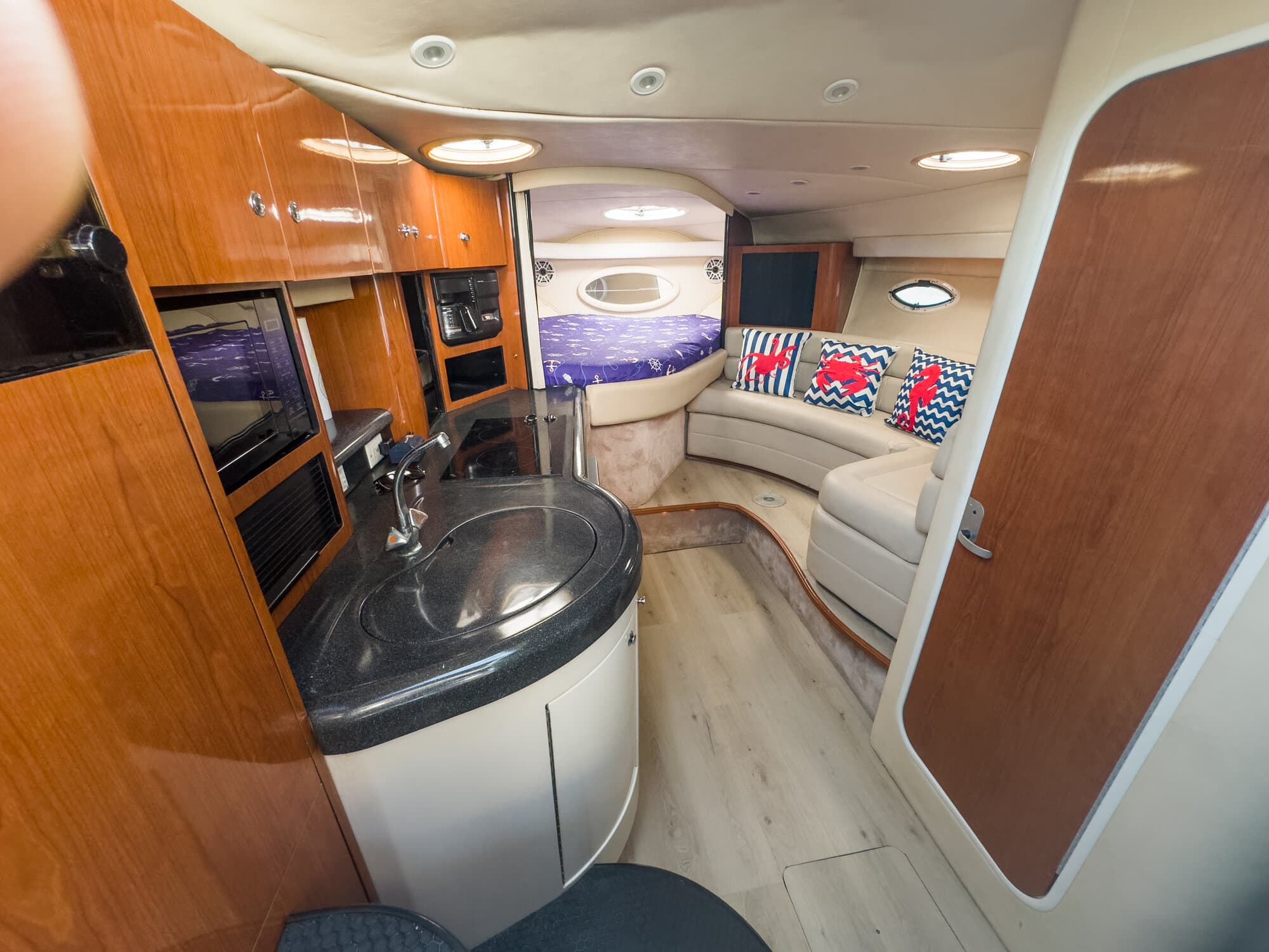 37FT MONTERRY I - View 16