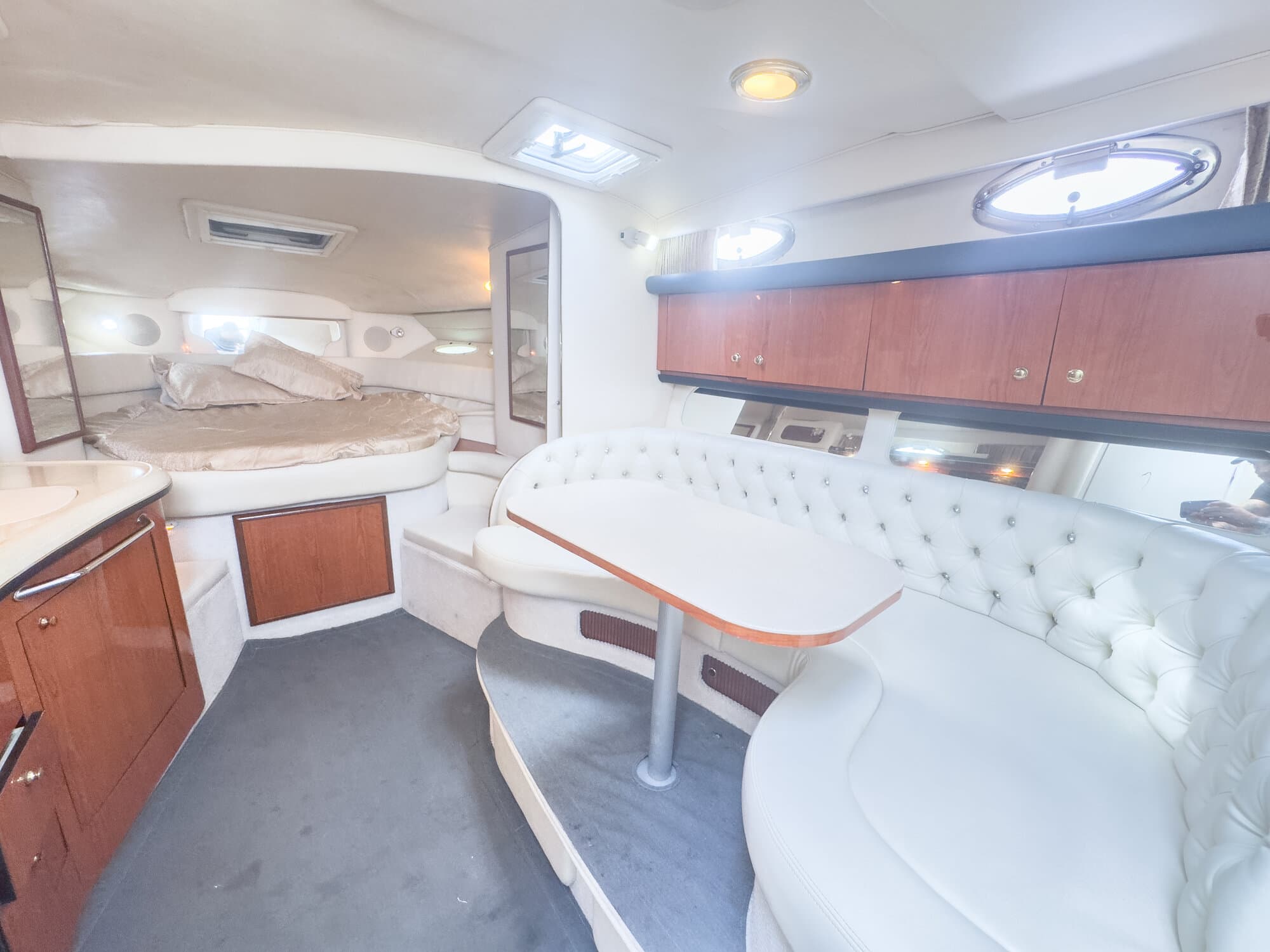 37ft Sea ray Sundancer - View 29