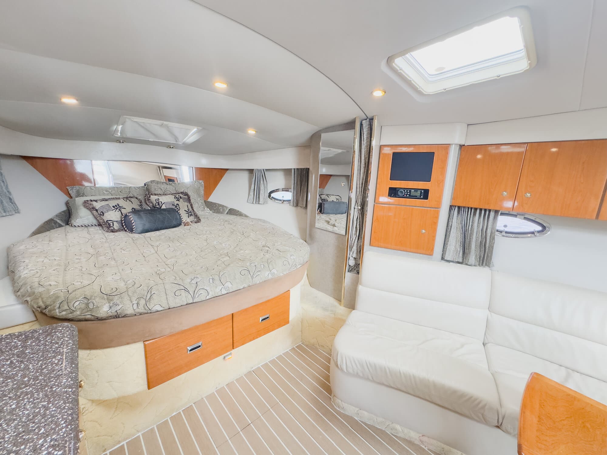 40FT FORMULA - View 10