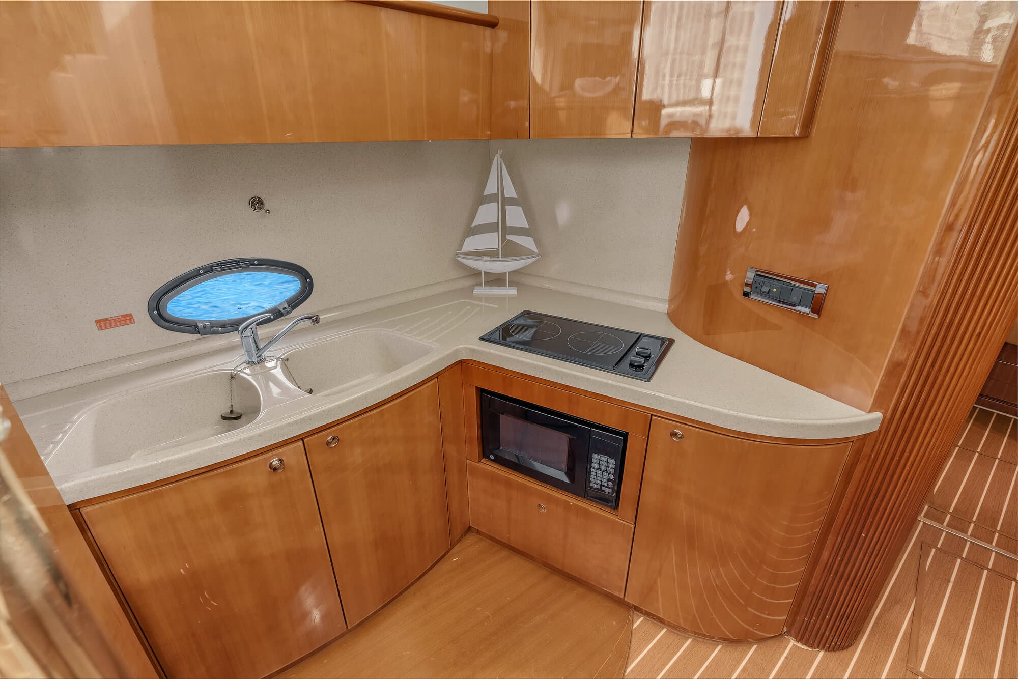 45FT AZIMUT - View 52