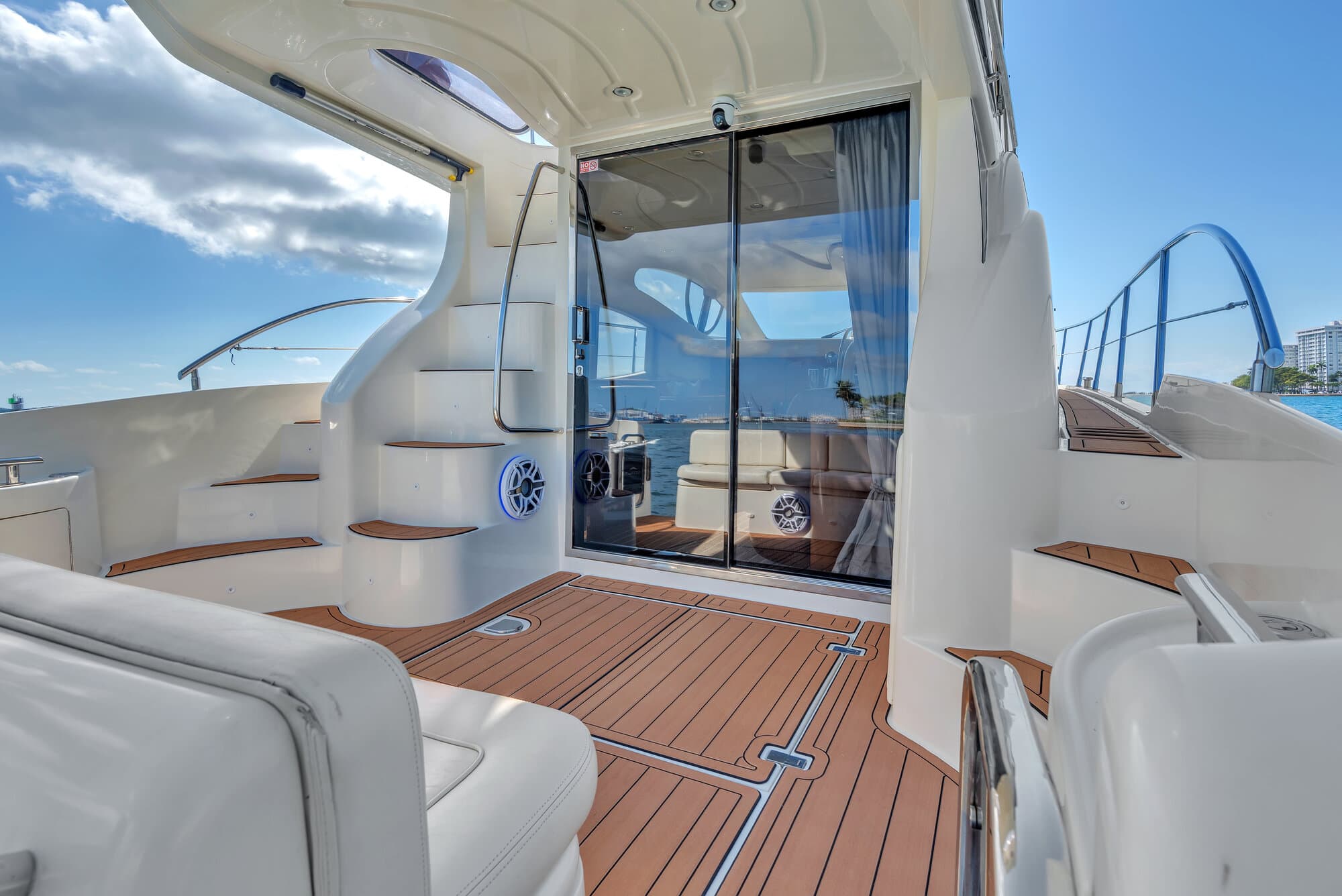 45FT AZIMUT - View 60