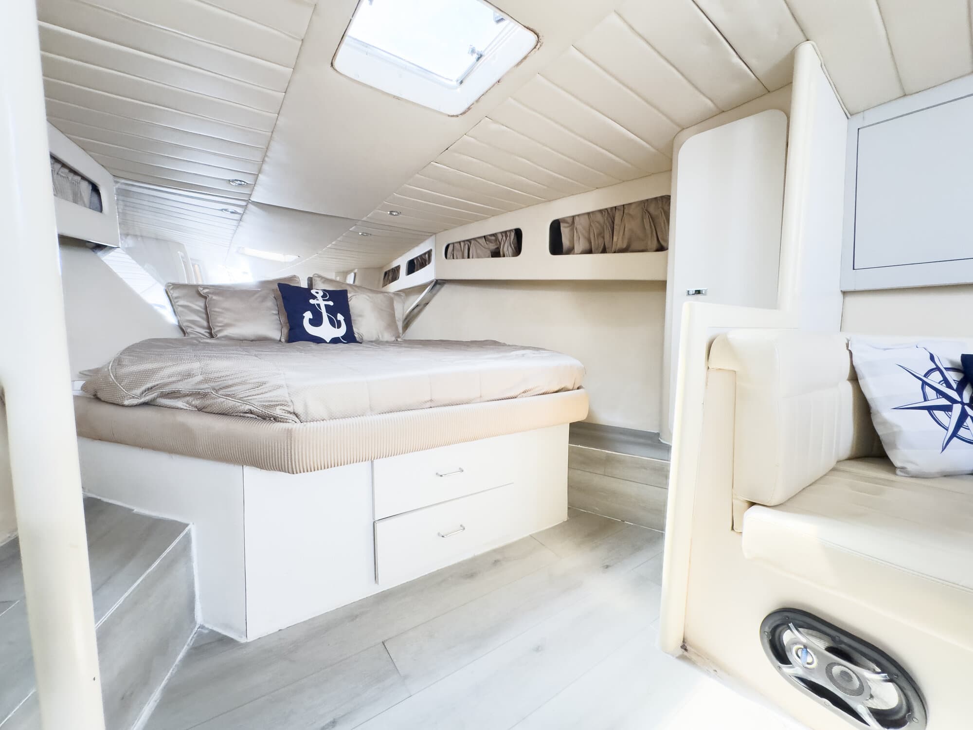 45FT TEMPEST - View 50