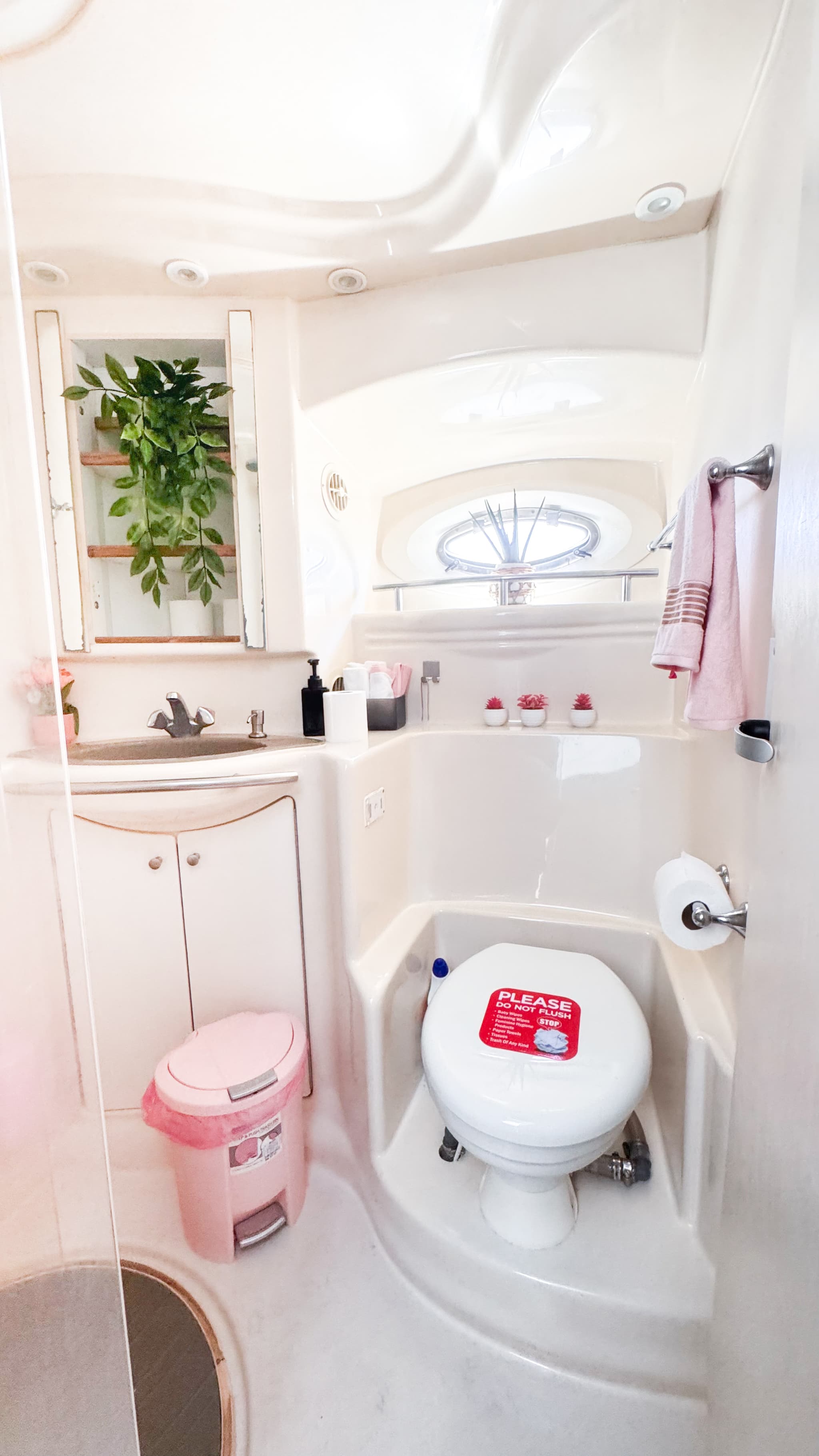 46FT MAXUM - View 19