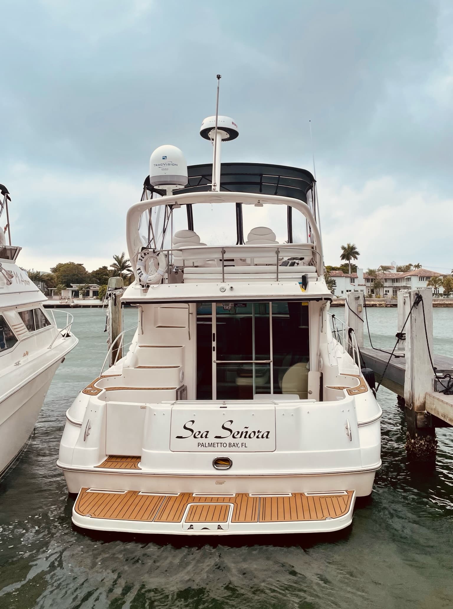 47FT SEA RAY FLY - View 25