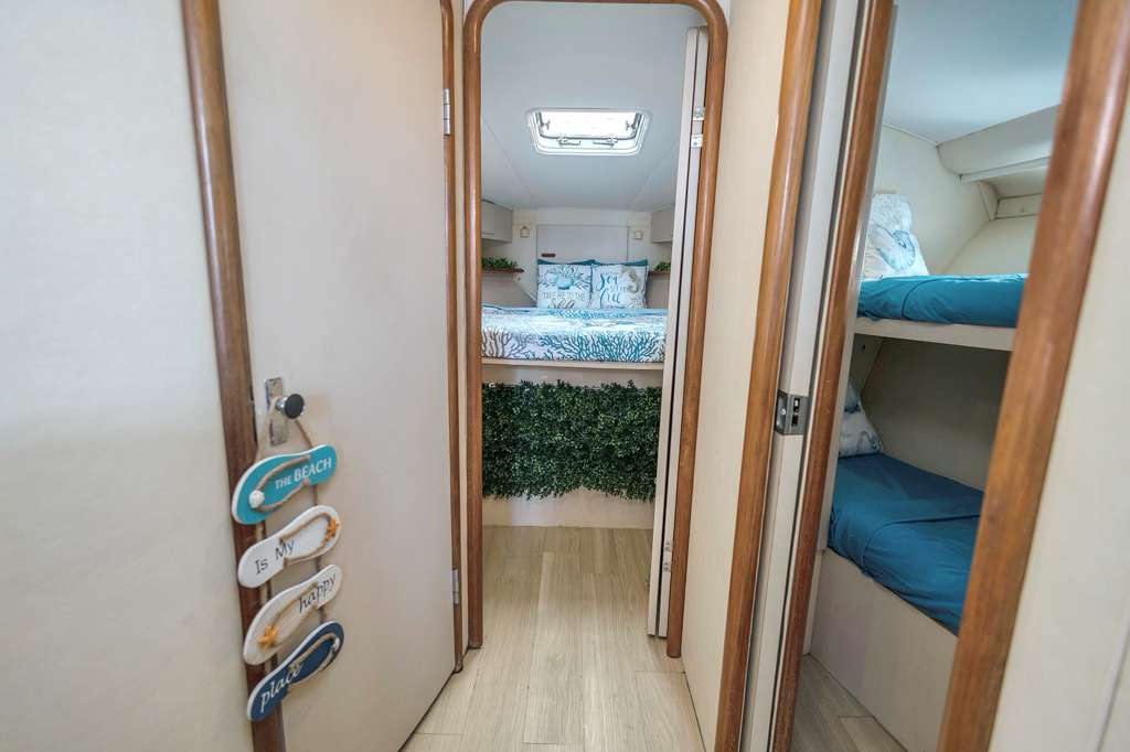 47FT WELLCRAFT - View 11