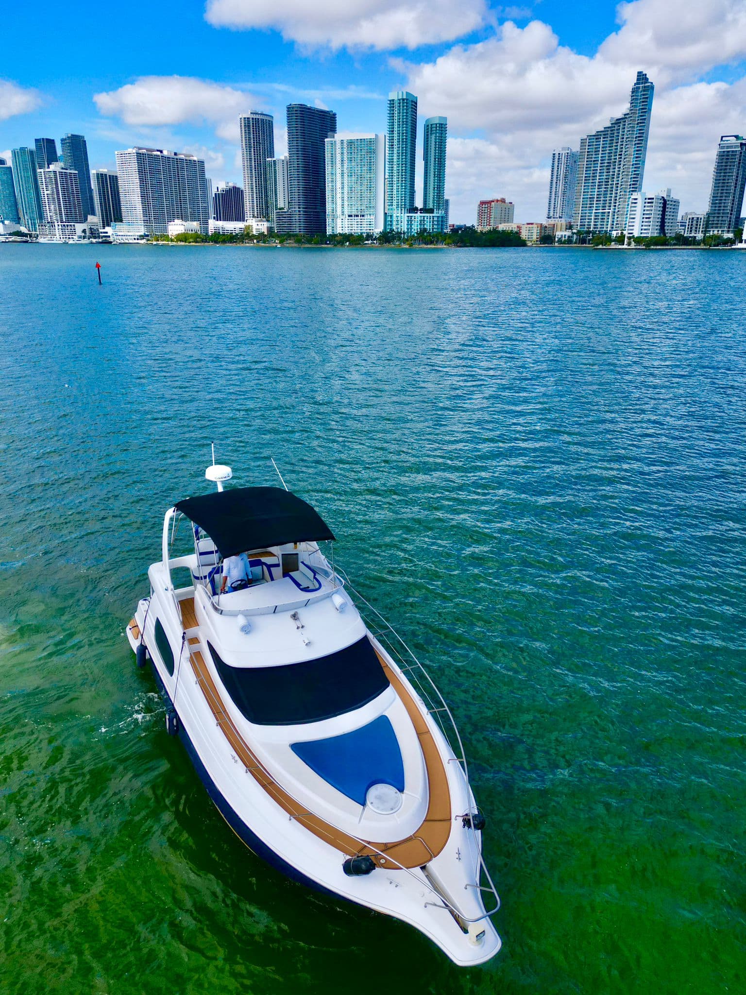 48FT SILVERTON BLUE - View 6