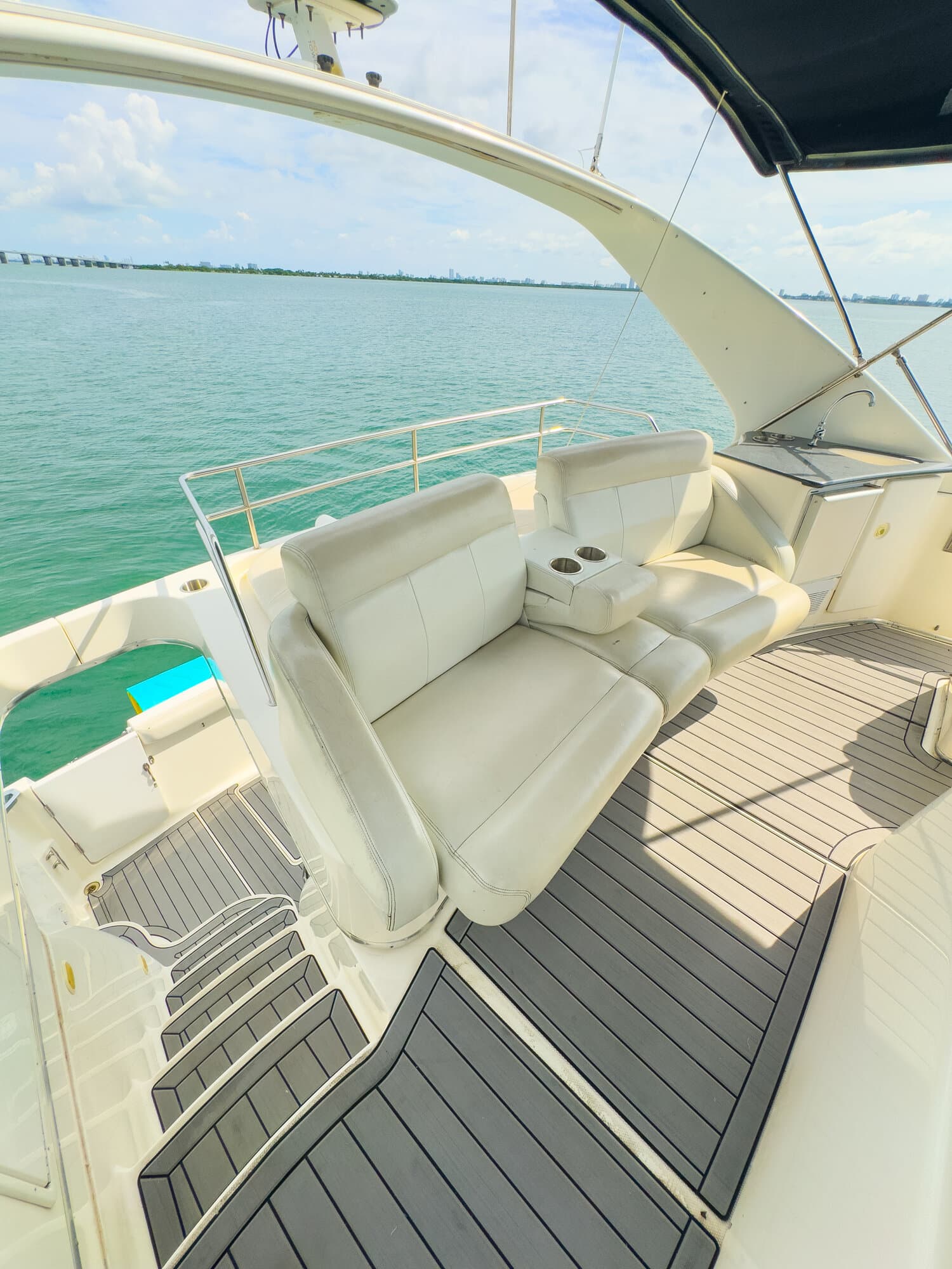 48FT SILVERTON WHITE - View 26