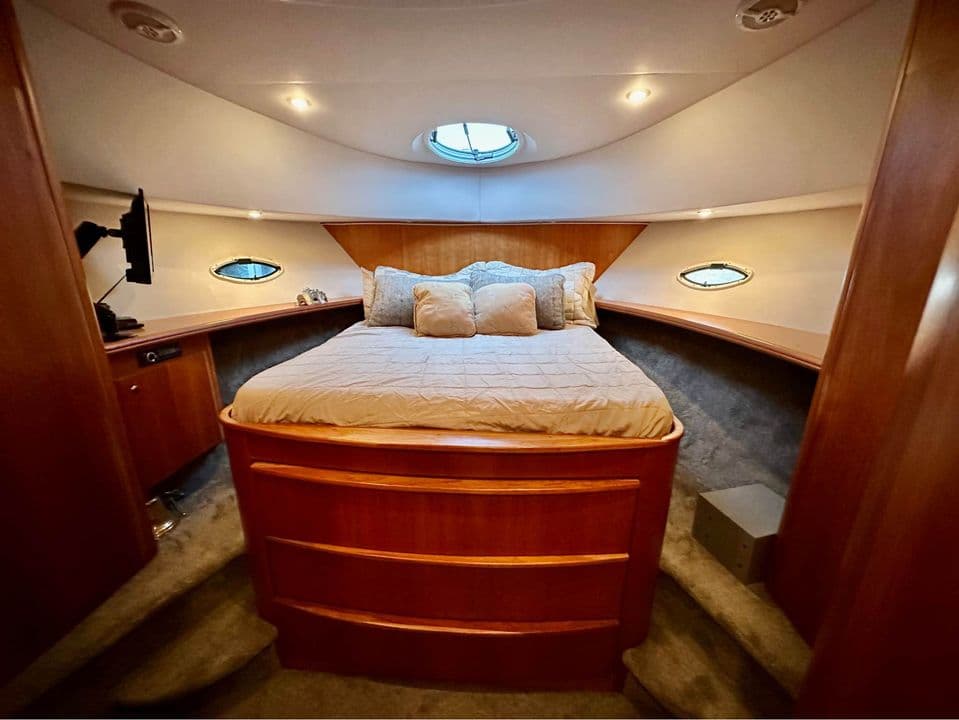 48FT SILVERTON WHITE - View 52