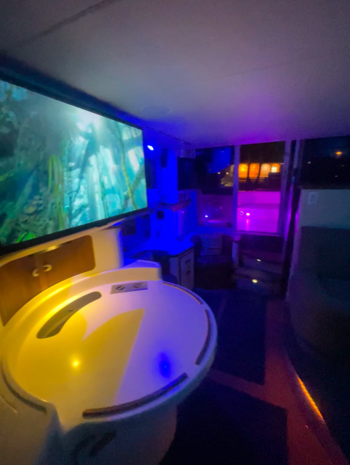 48ft Sea Ray Flybridge - View 16