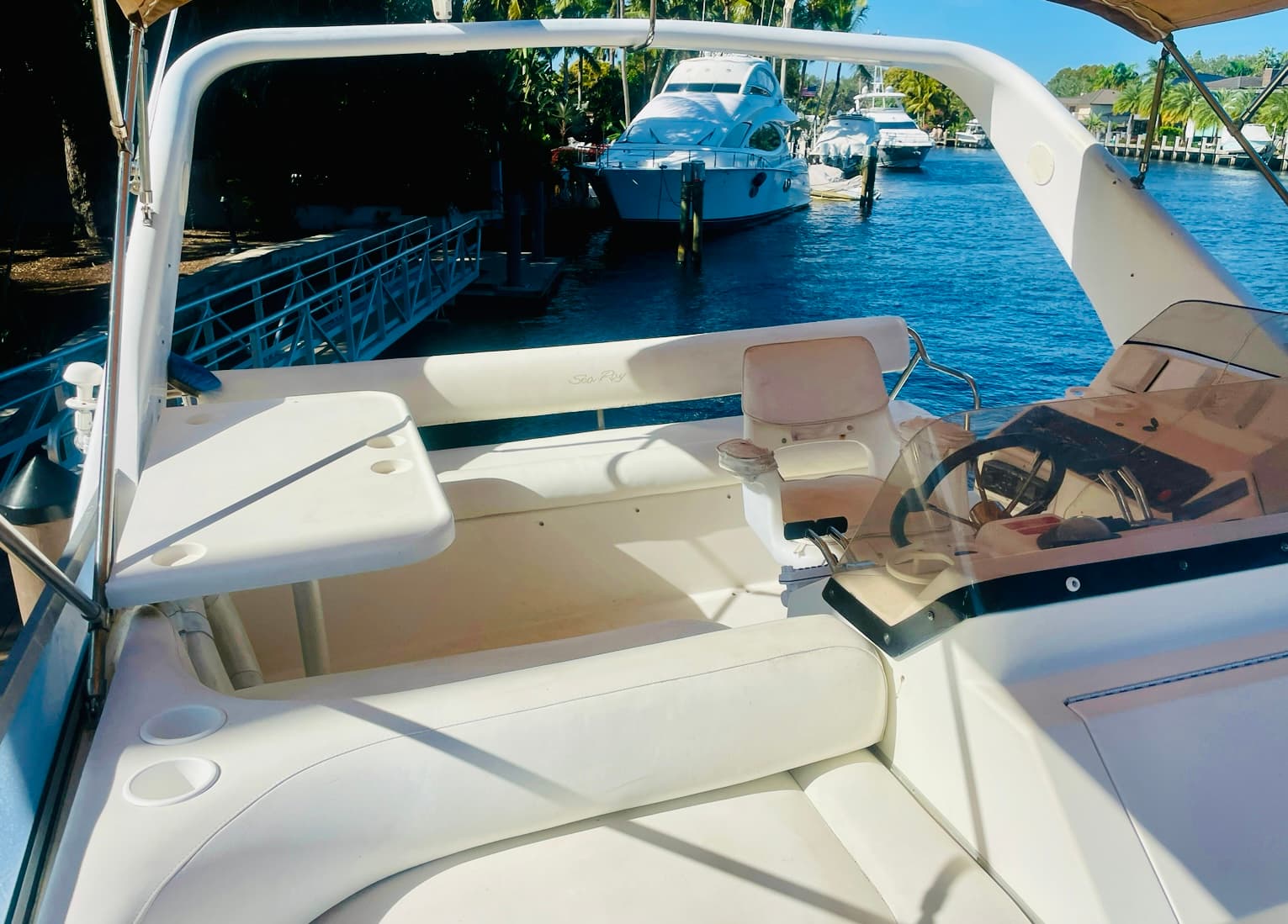 48ft Sea Ray Flybridge - View 22