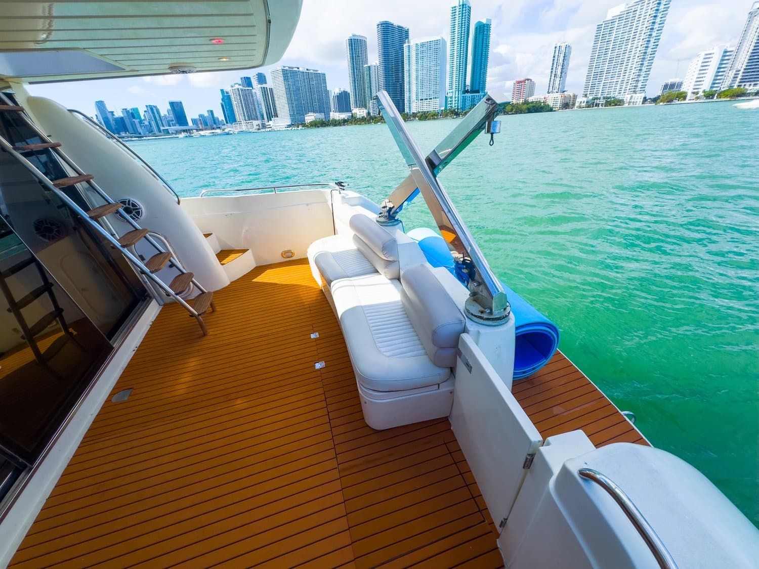 50FT MANHATTAN - View 24