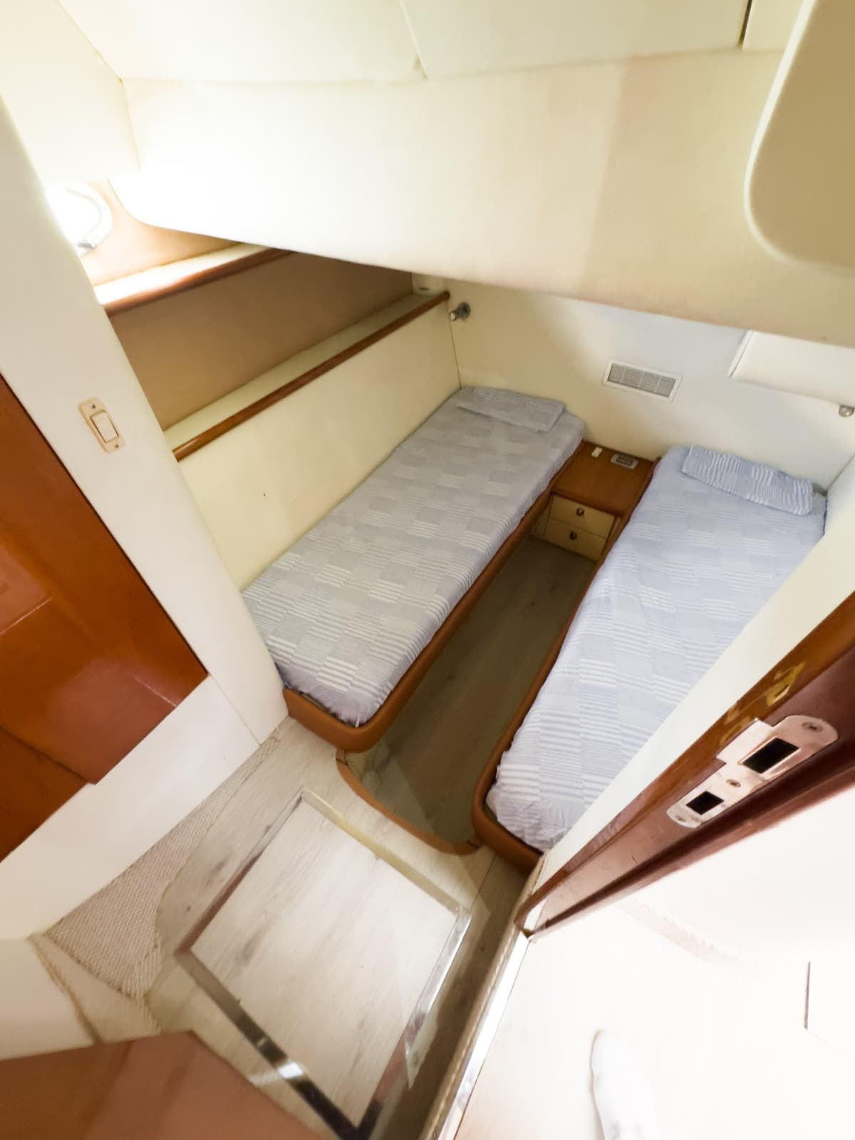 50FT MANHATTAN - View 35