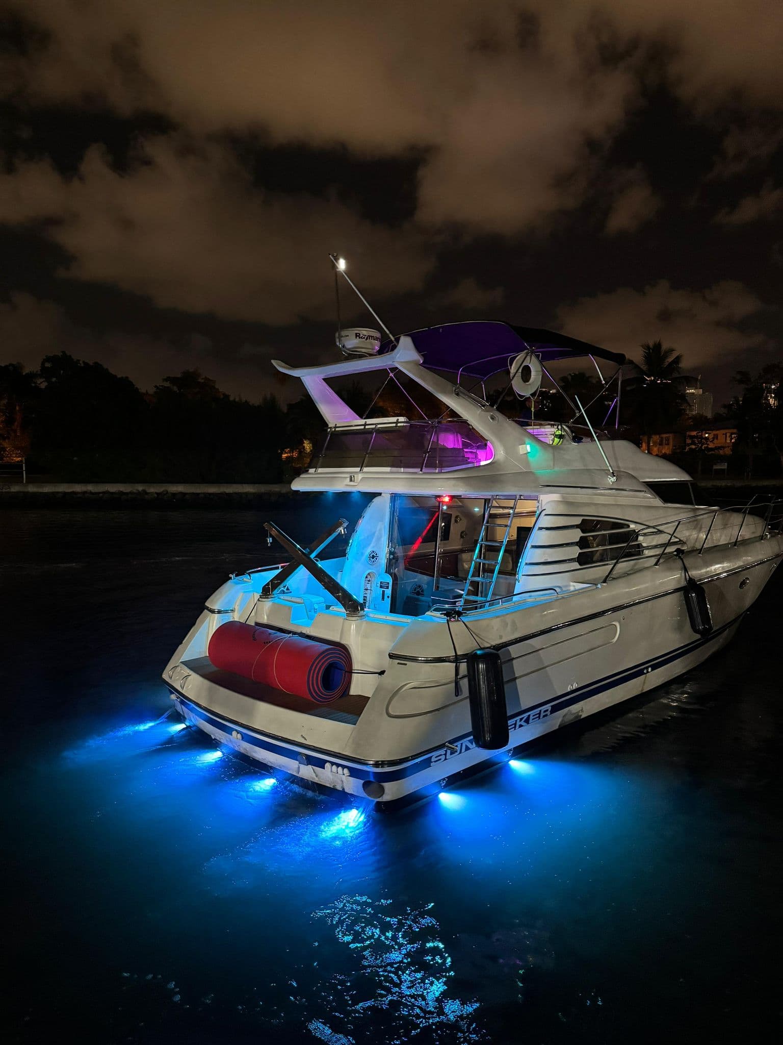 50FT MANHATTAN - View 53