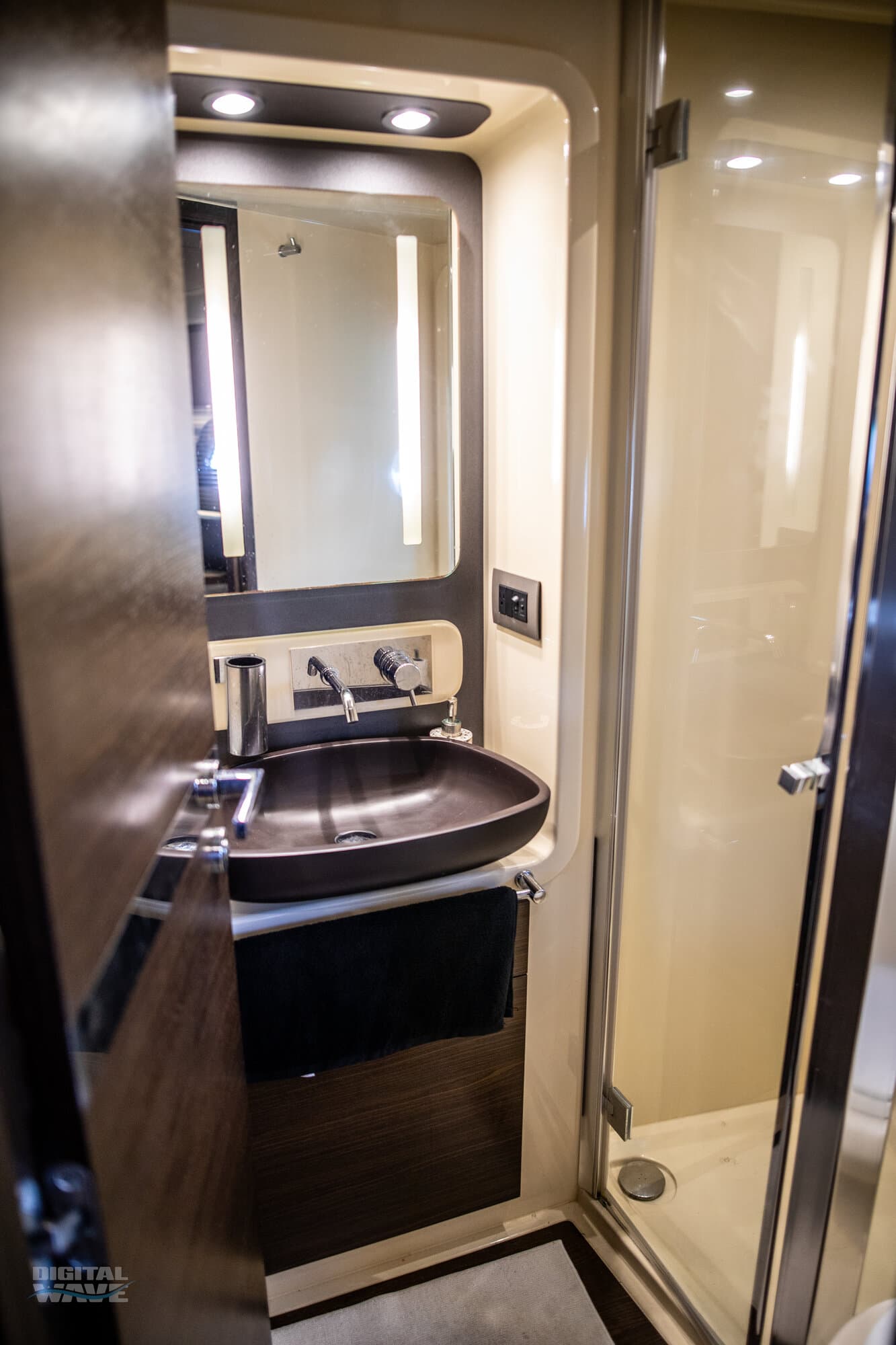 52ft Azimut - View 11