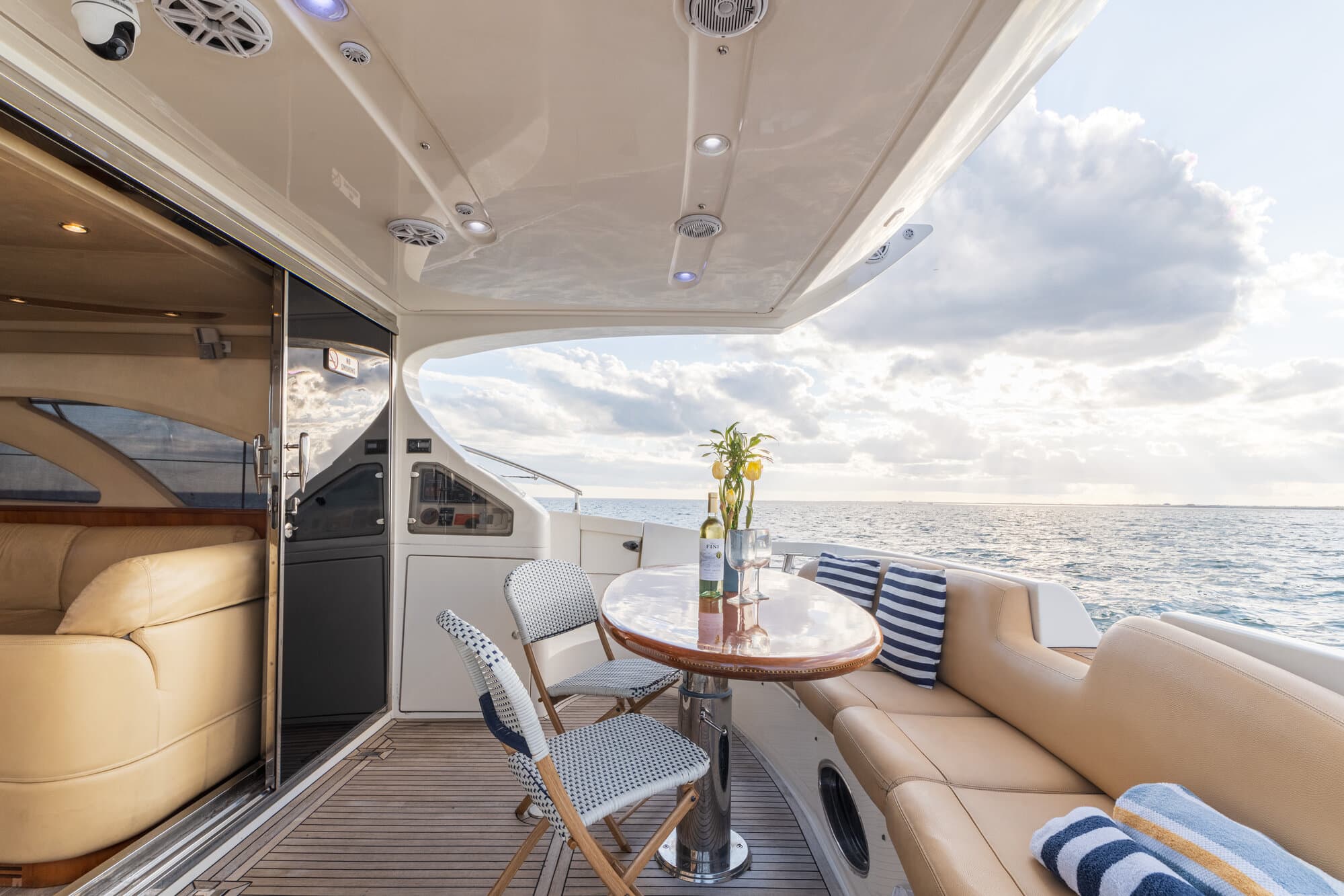 55 AZIMUT FLY - View 12