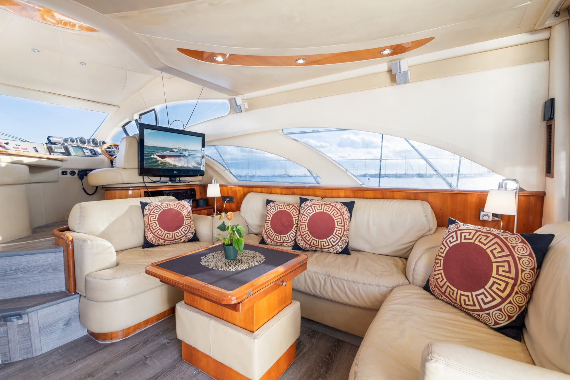 55 AZIMUT FLY - View 23