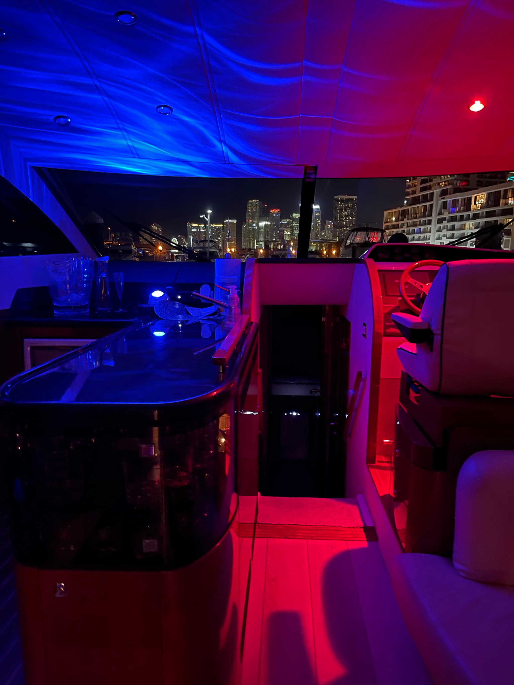 57FT FAIRLINE FLYBRIDGE - View 15