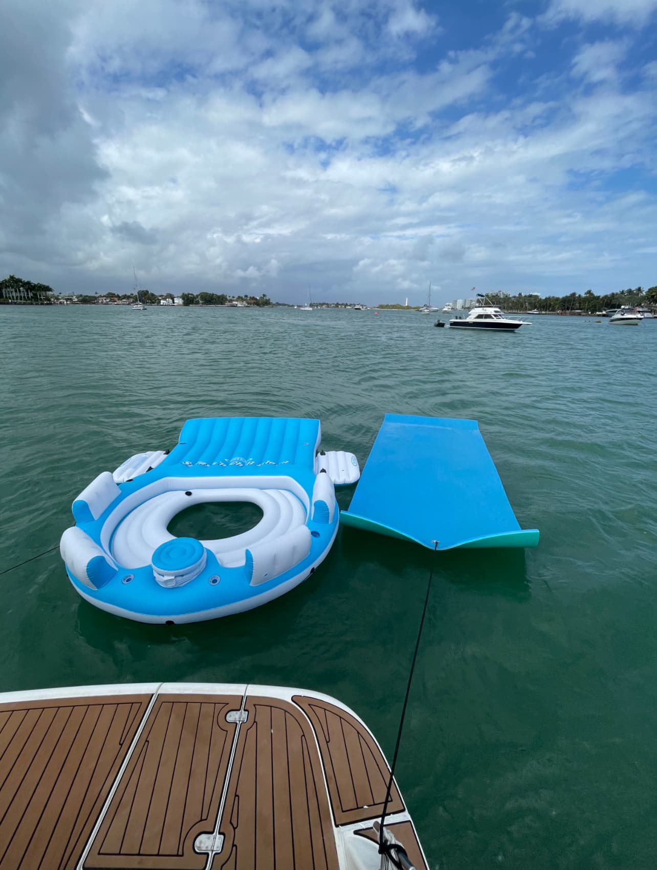 57FT FAIRLINE FLYBRIDGE - View 55