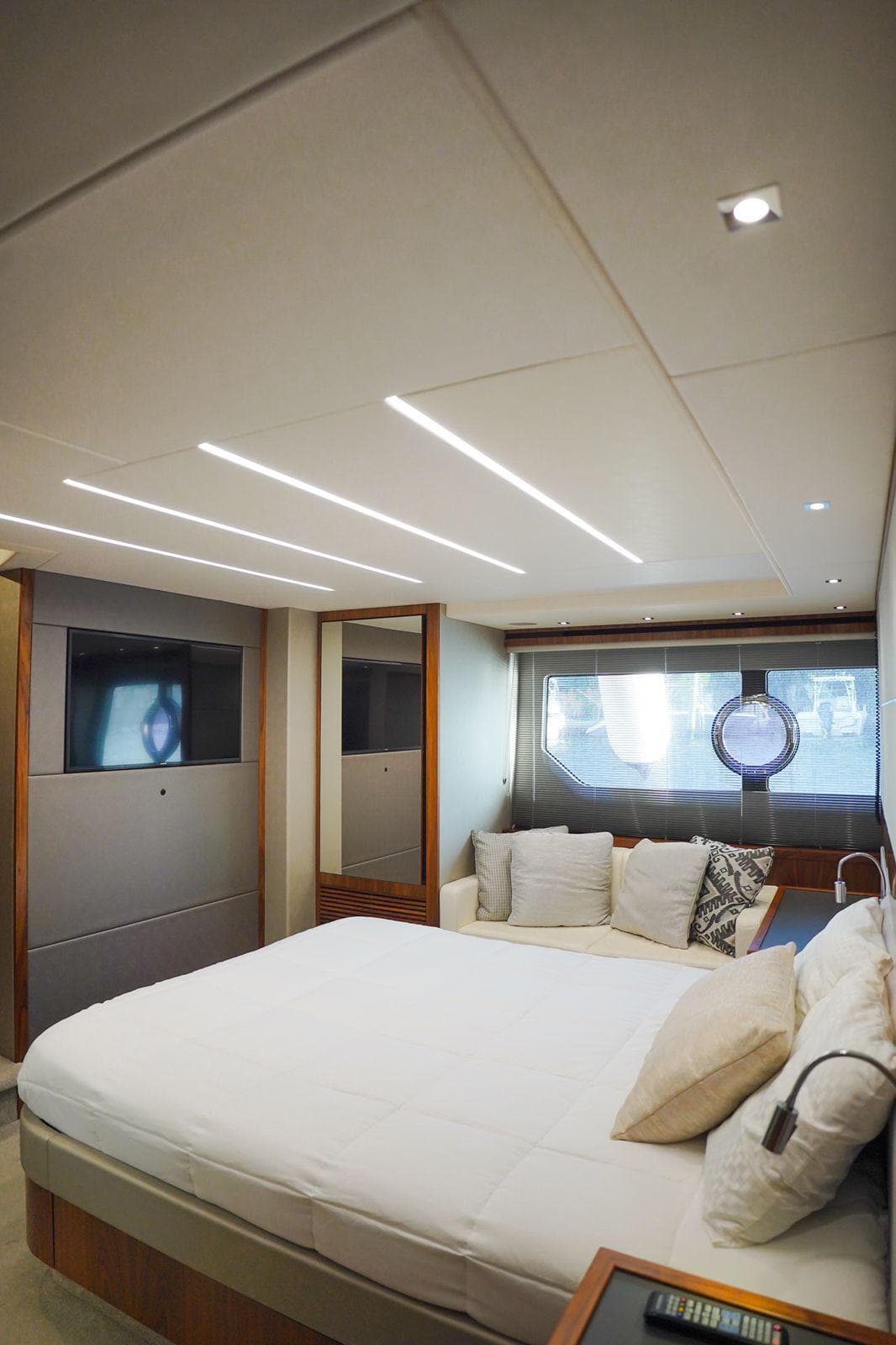 60FT PREDATOR - View 23