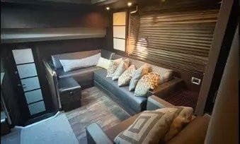 62ft Azimut - View 4