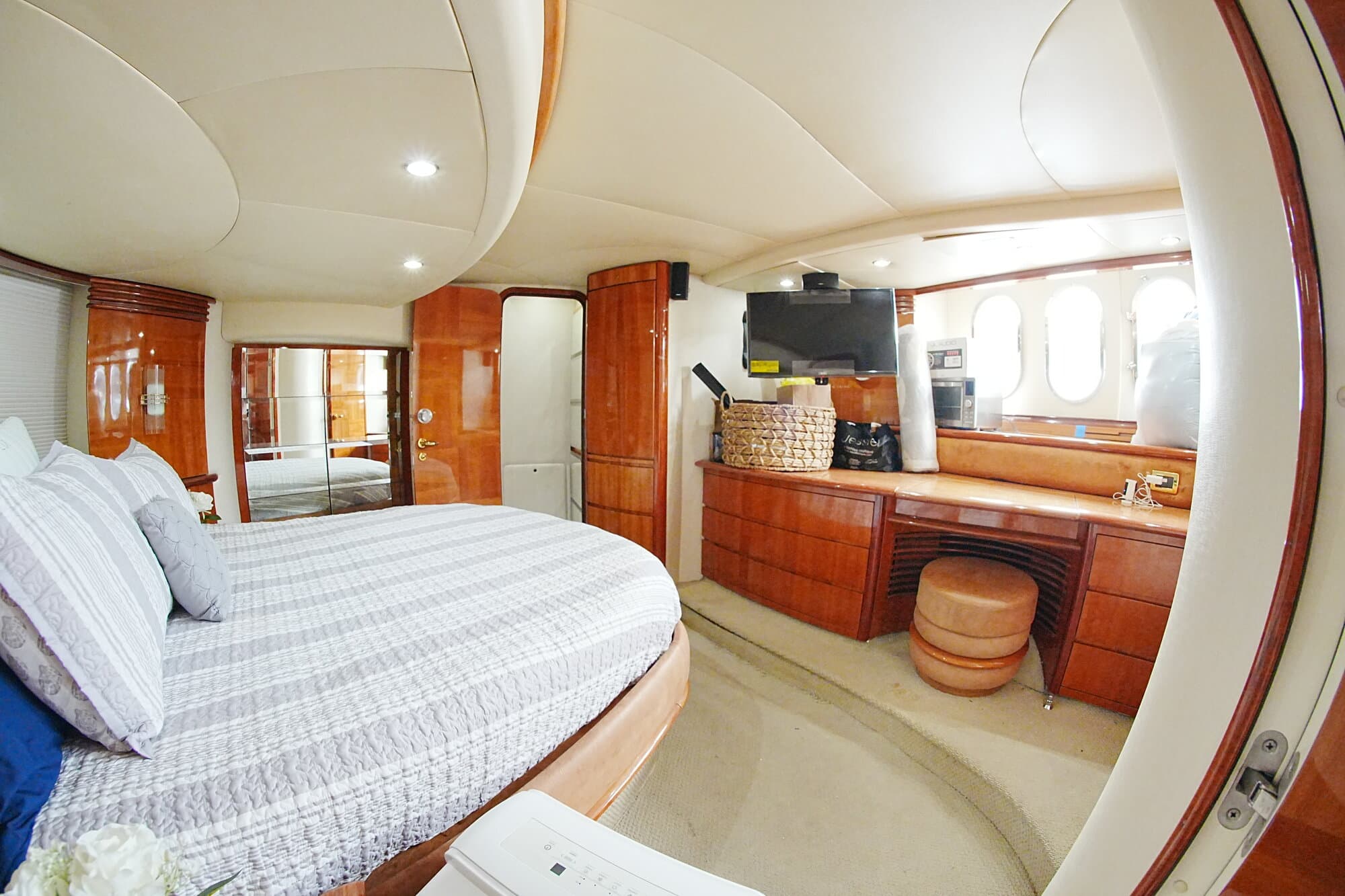 68FT AZIMUT - View 51