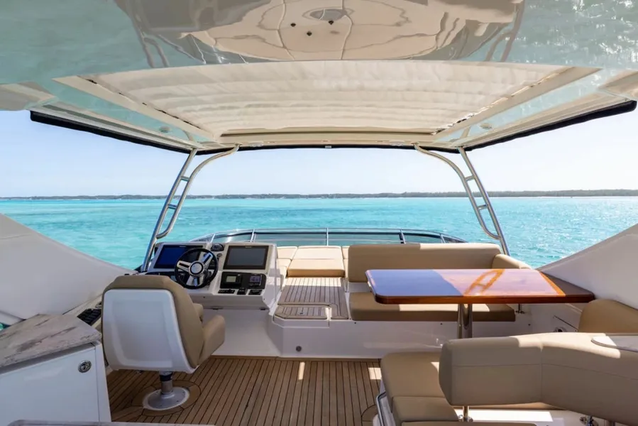 68ft Sea ray Fly 2018 - View 14