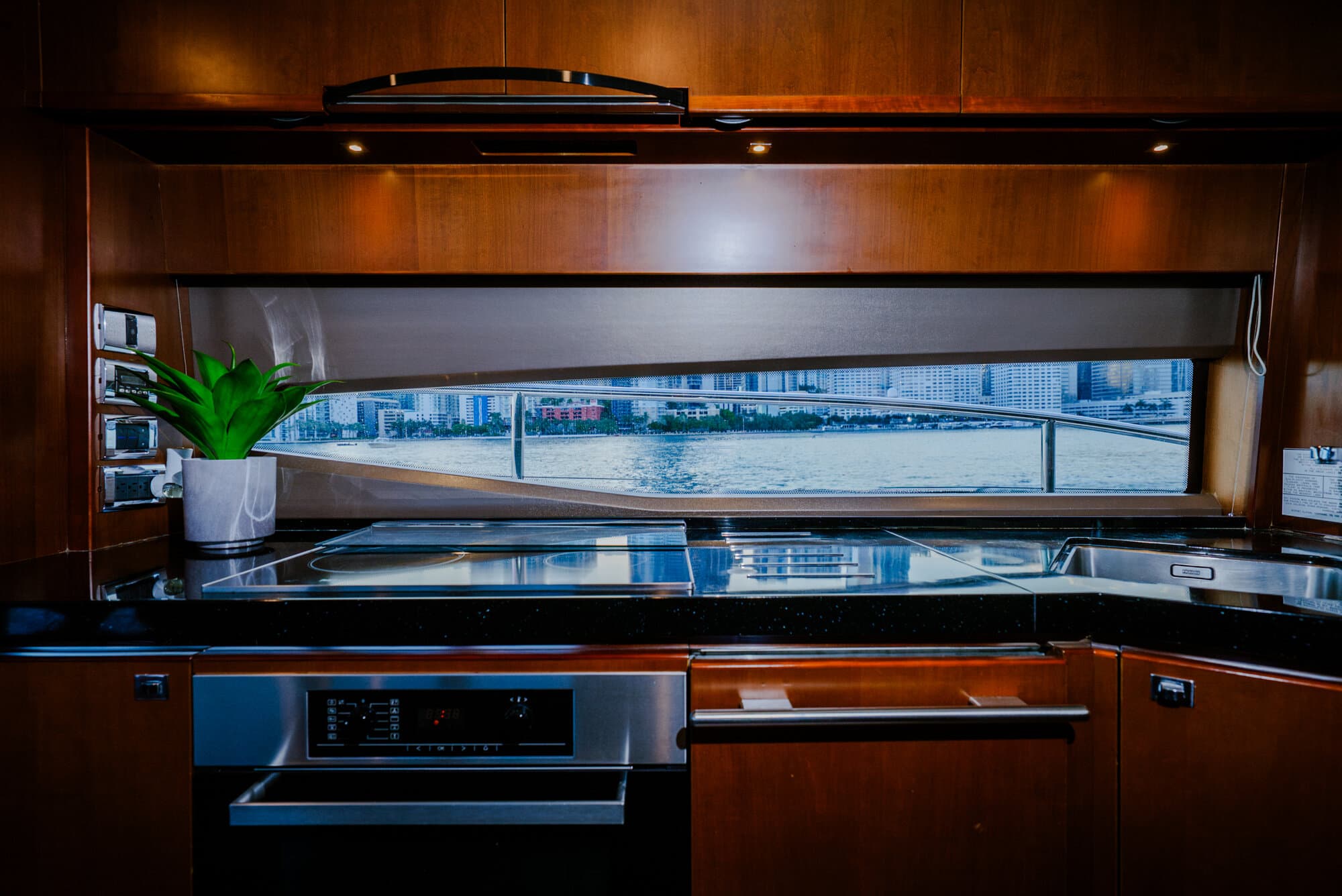 80FT PRINCESS - View 64