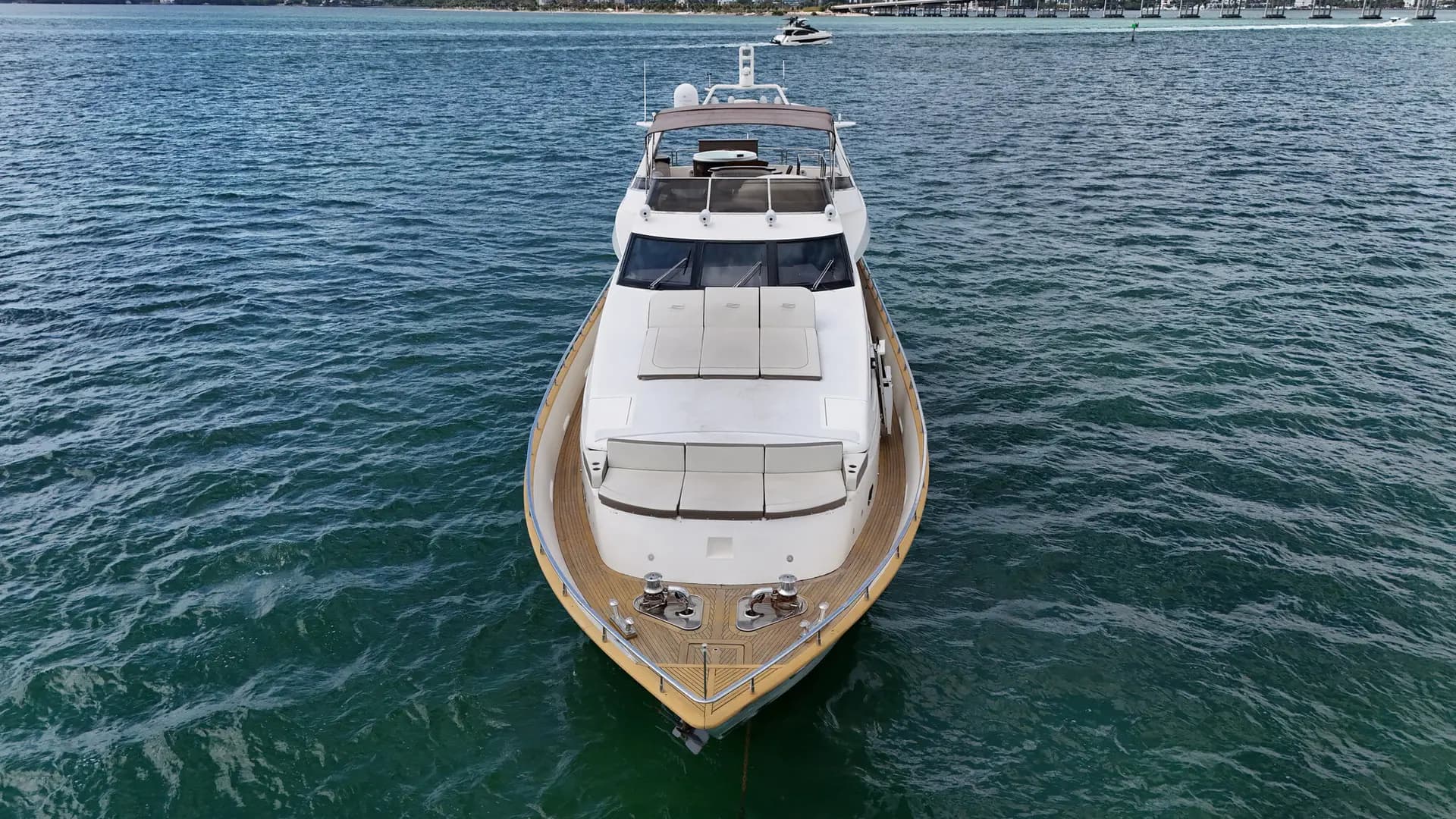 100FT DANIELA - View 3