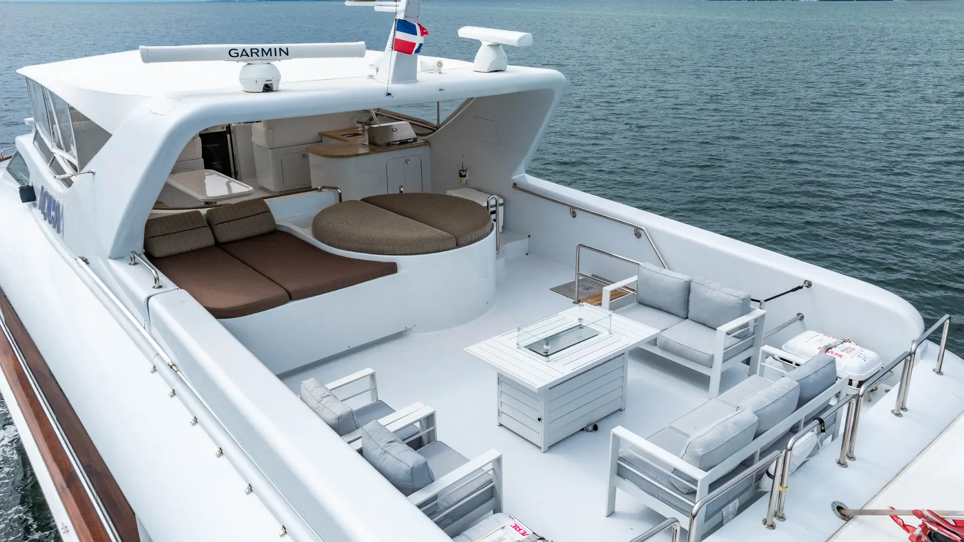 105FT AQUA with Jacuzzi - View 6