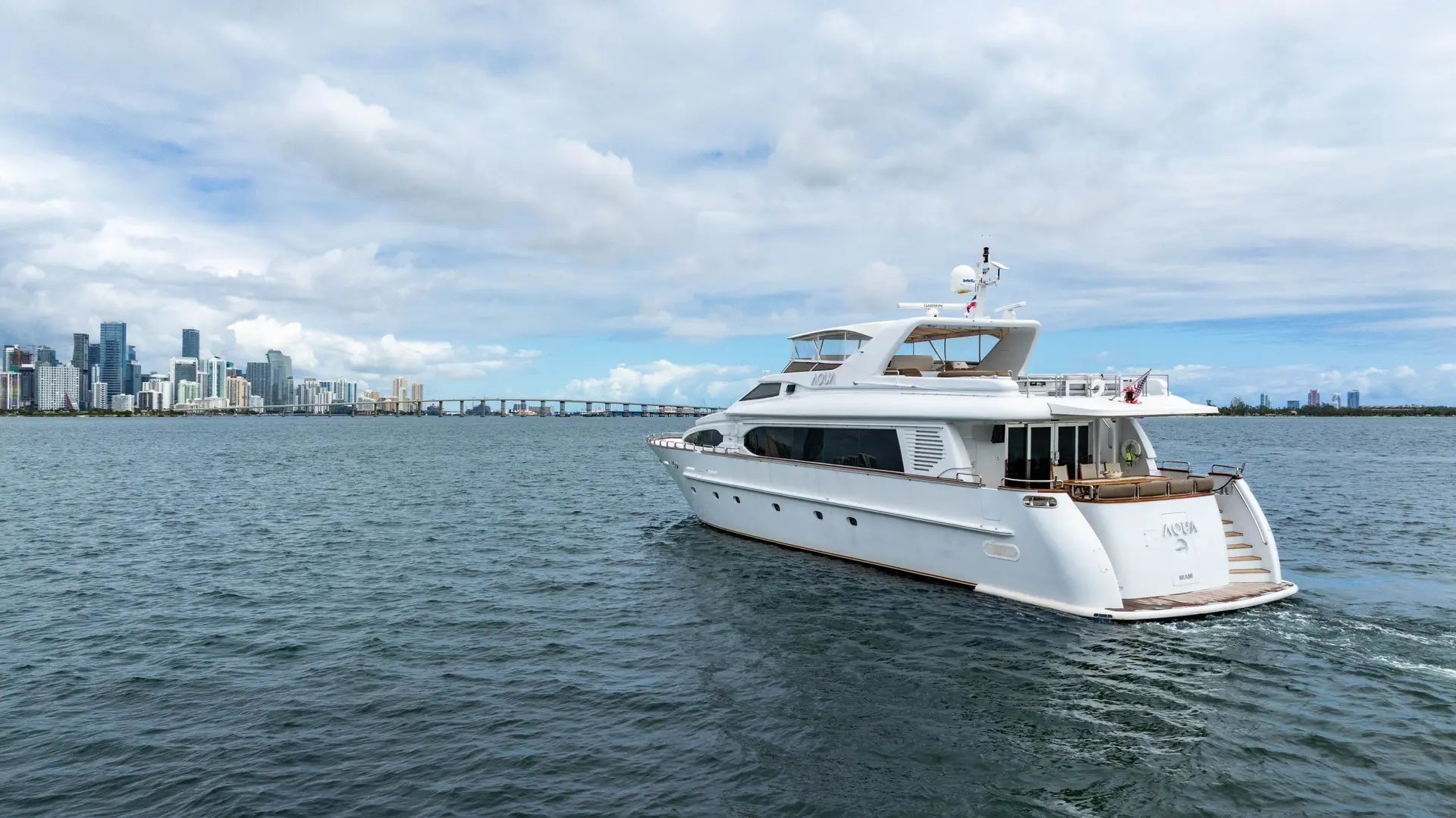 105FT AQUA with Jacuzzi - View 7