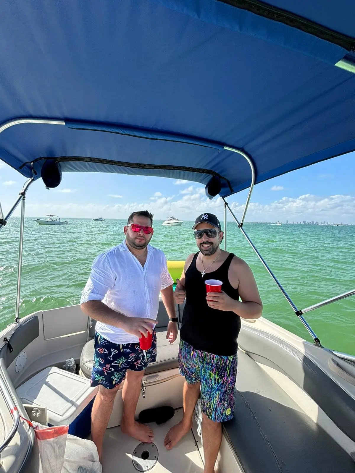 26FT SEA RAY SUNDECK - View 19