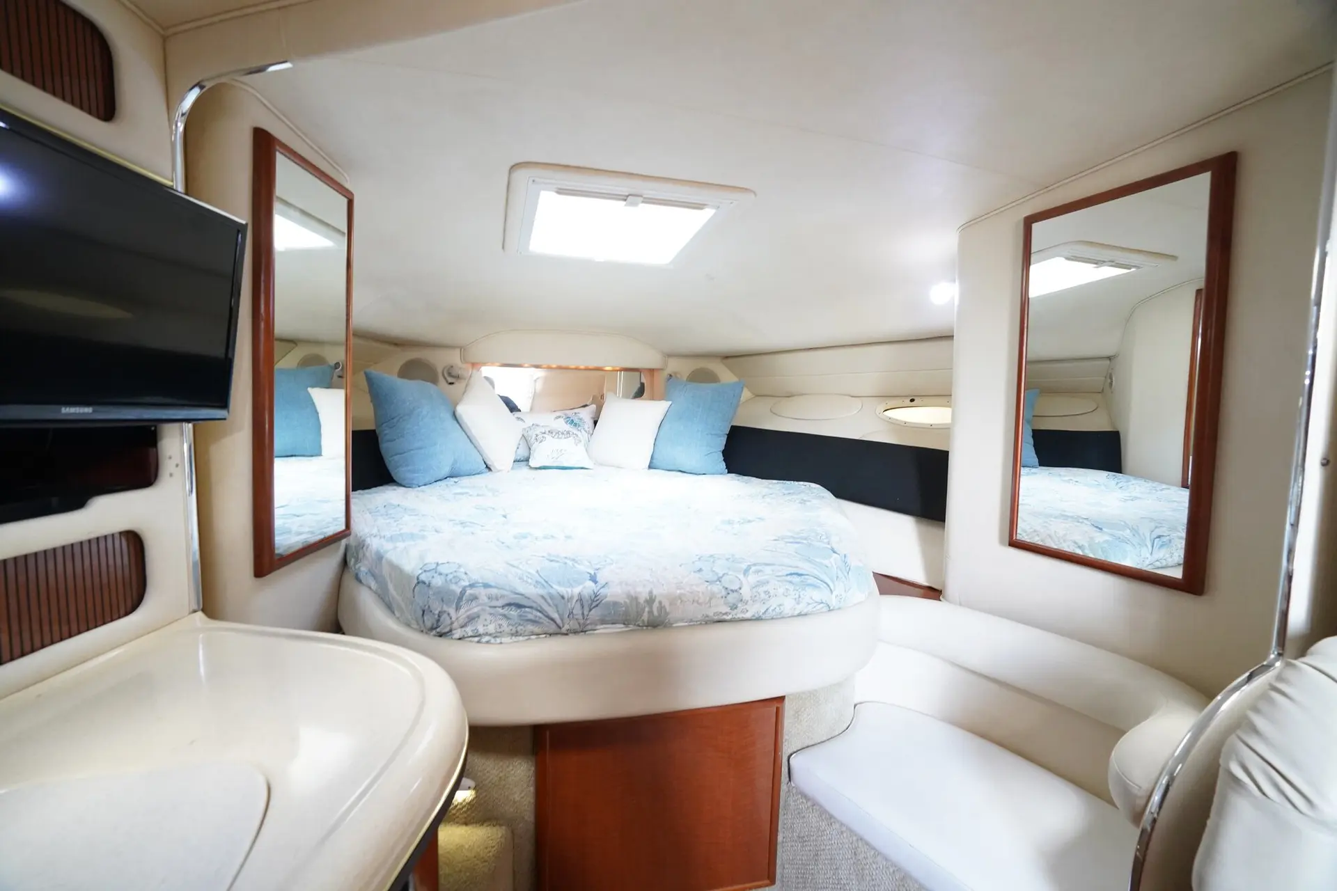 37ft Sundancer - View 2
