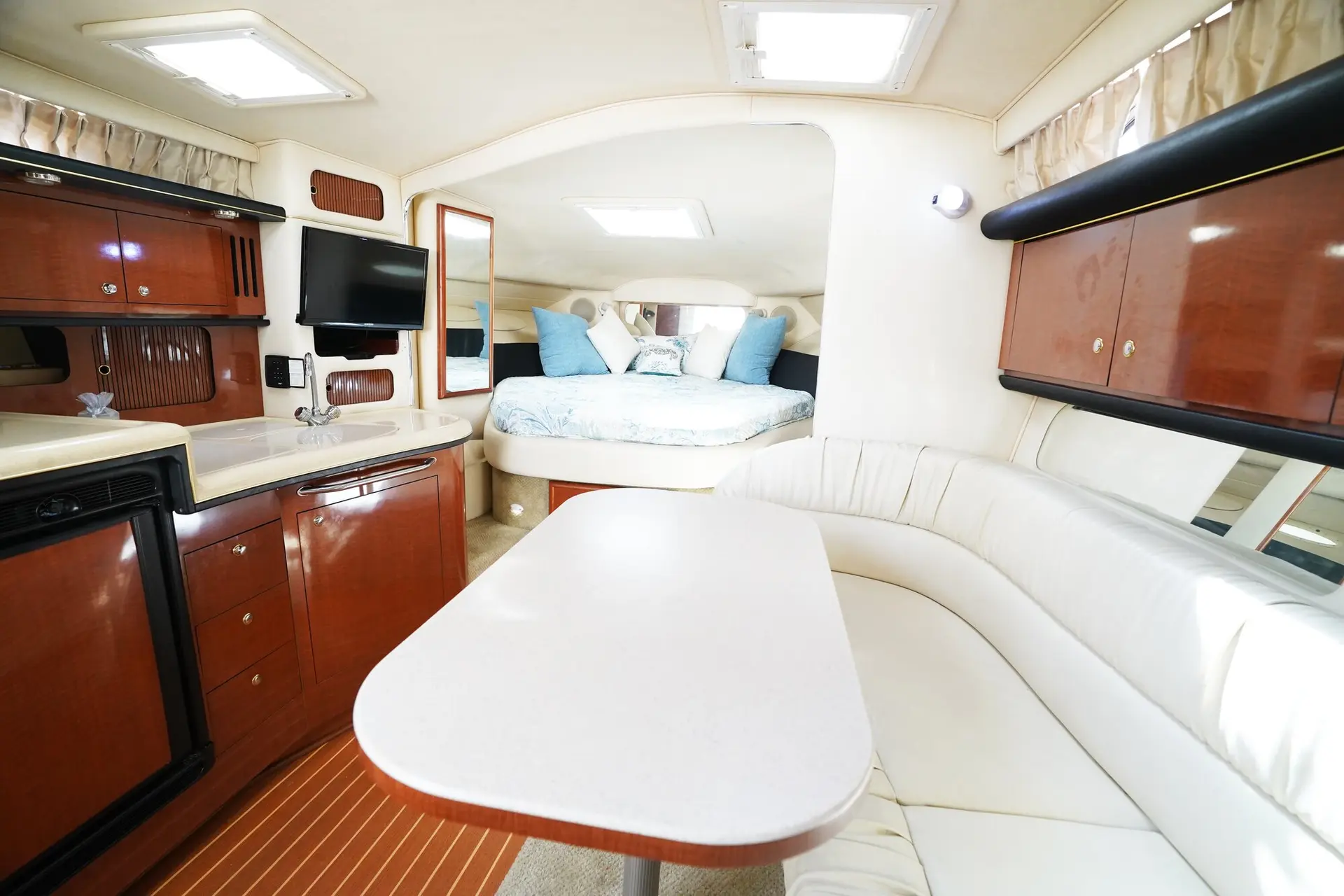 37ft Sundancer - View 16