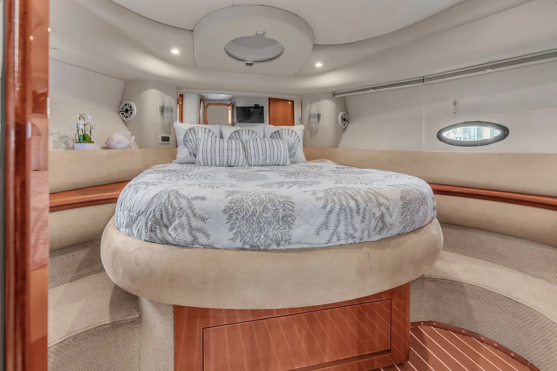 45FT AZIMUT - View 53