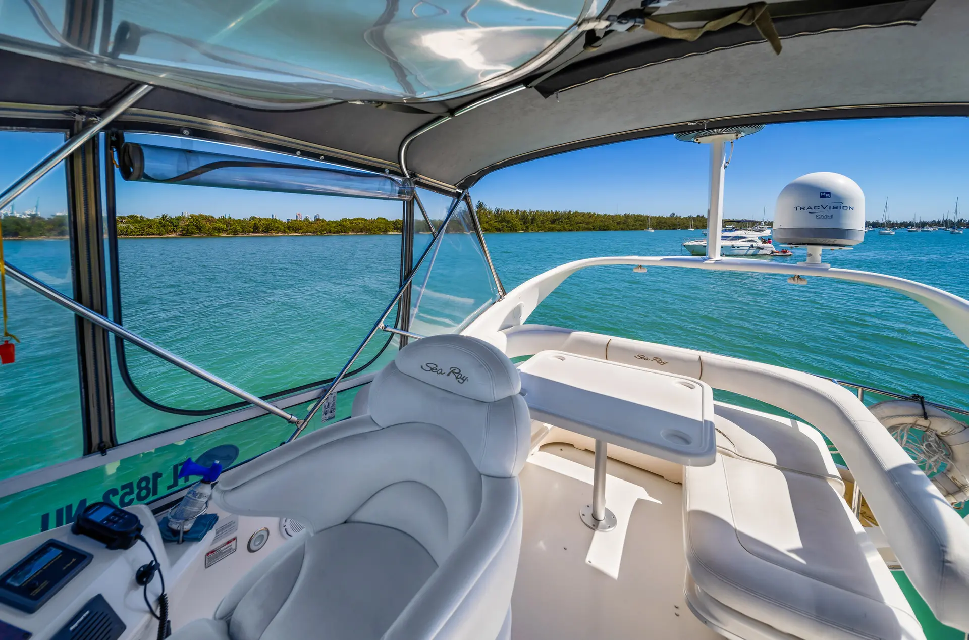 47FT SEA RAY FLY - View 18