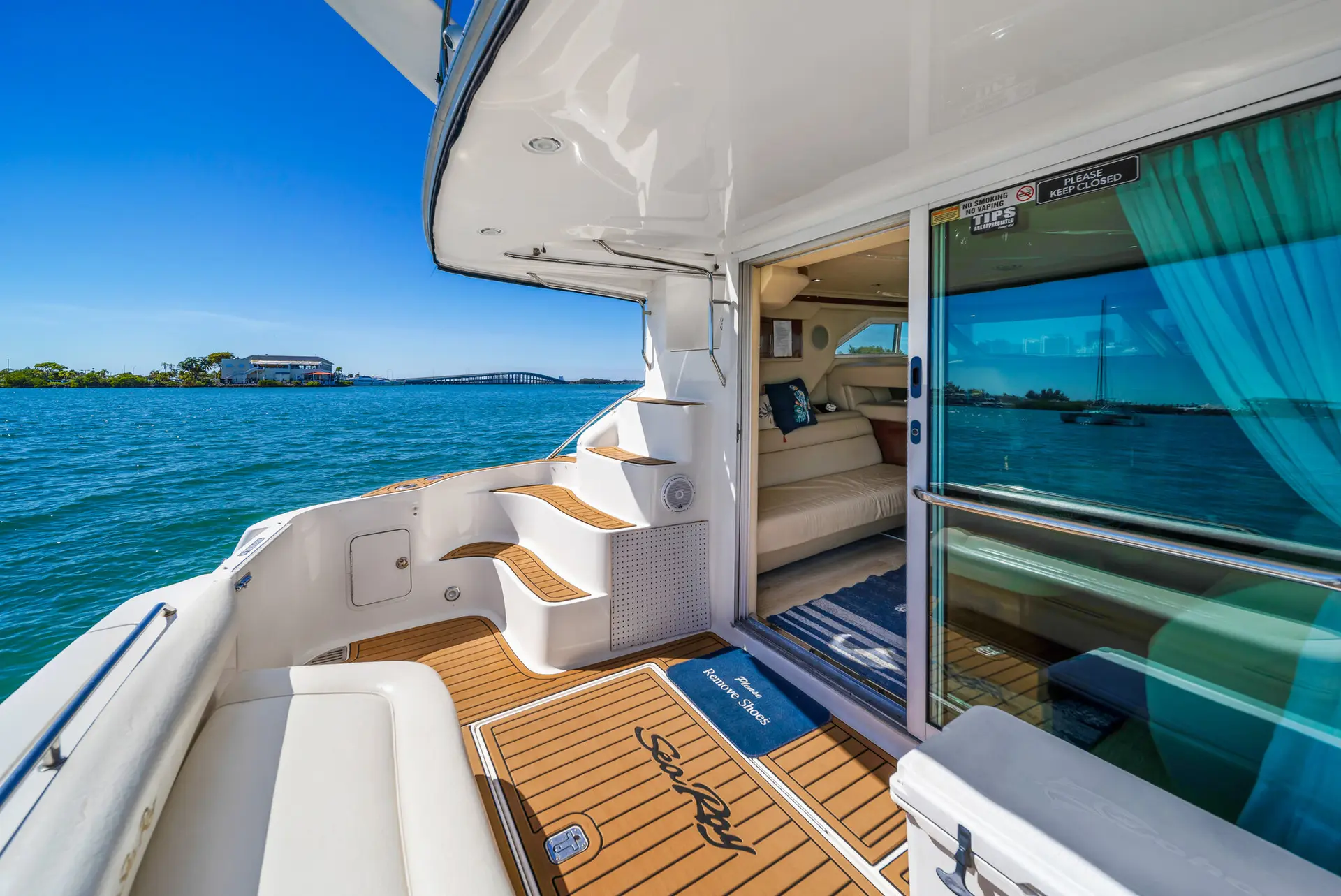 47FT SEA RAY FLY - View 21