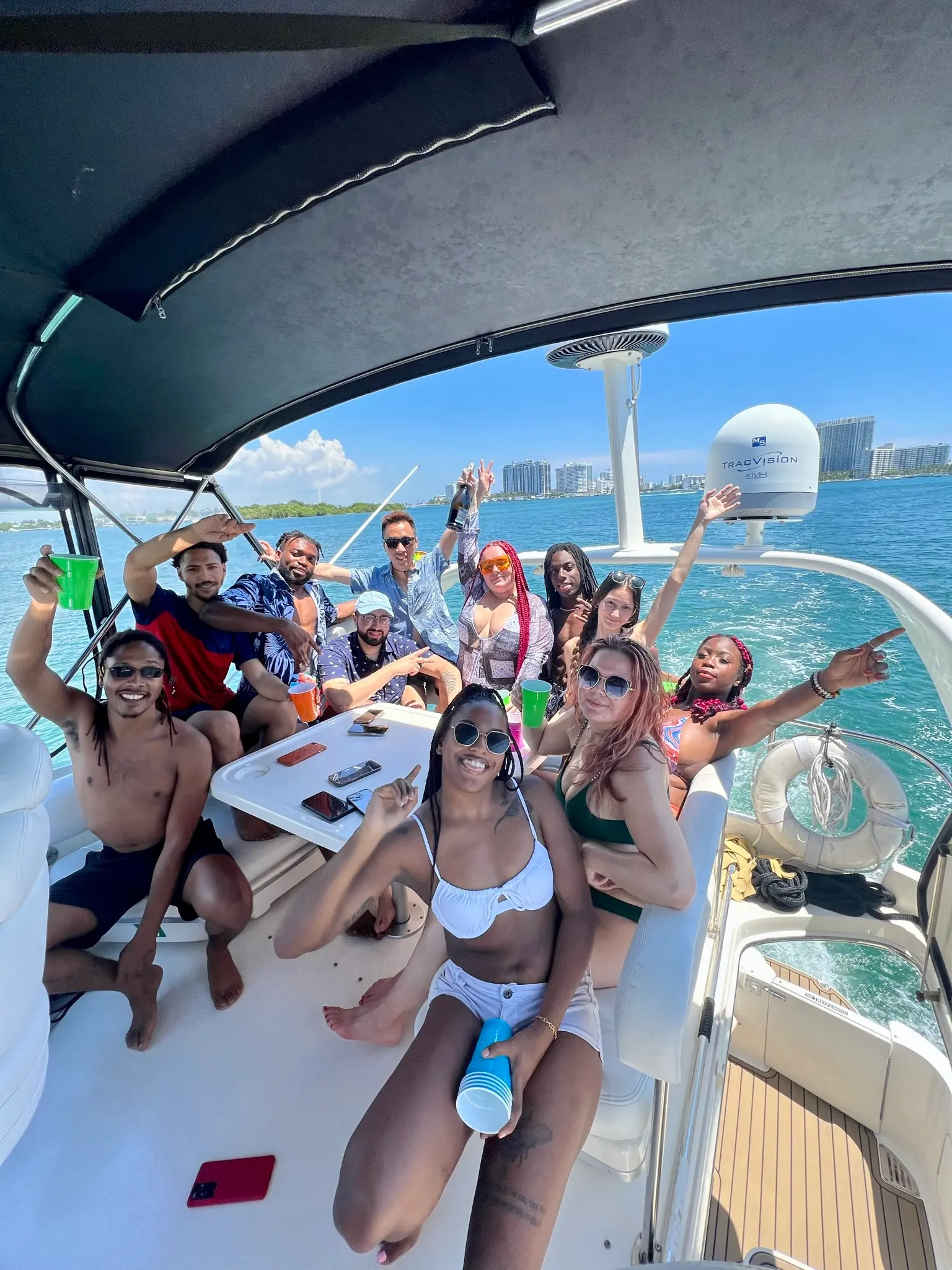 47FT SEA RAY FLY - View 26