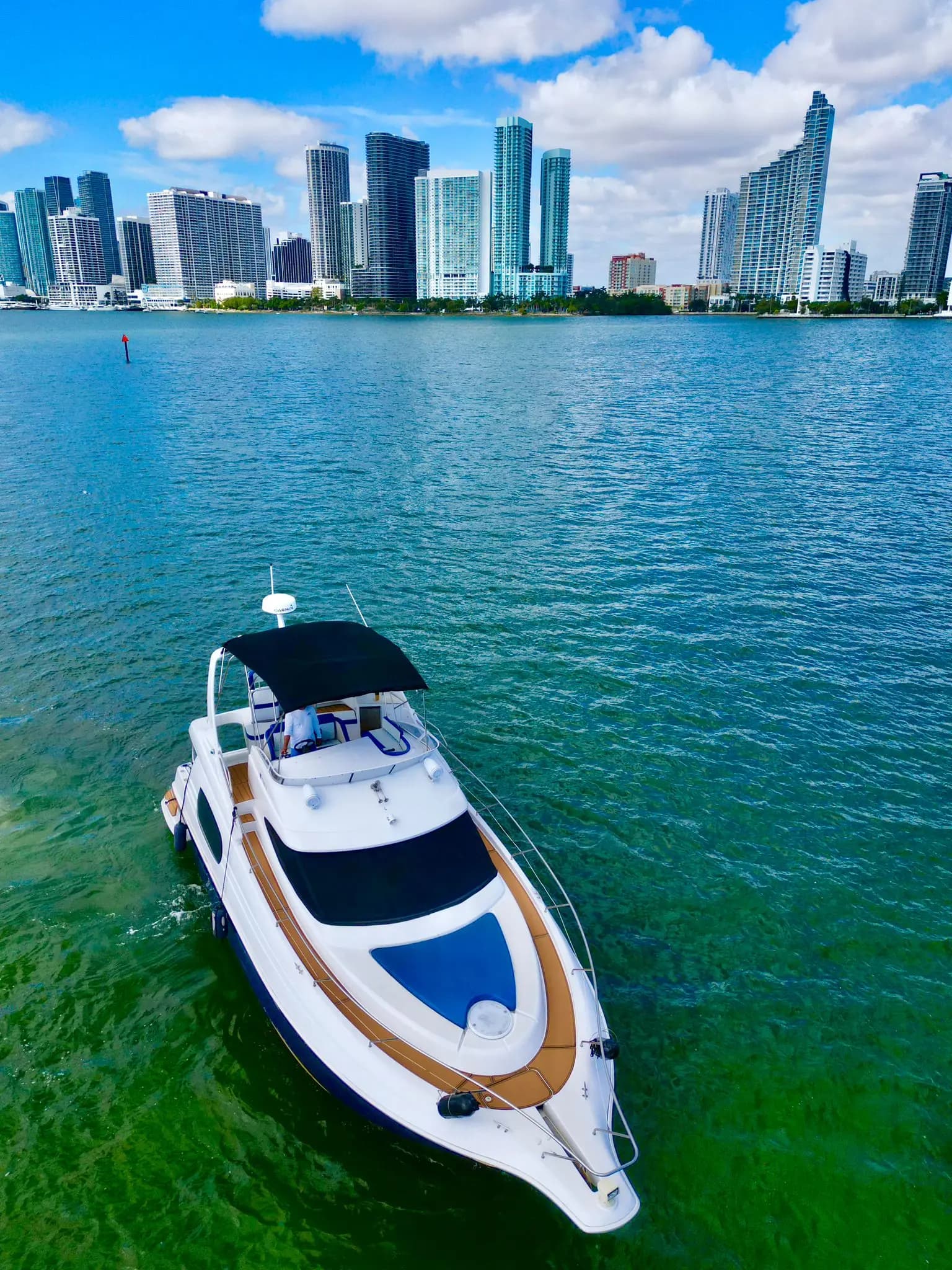 48FT SILVERTON BLUE - View 6