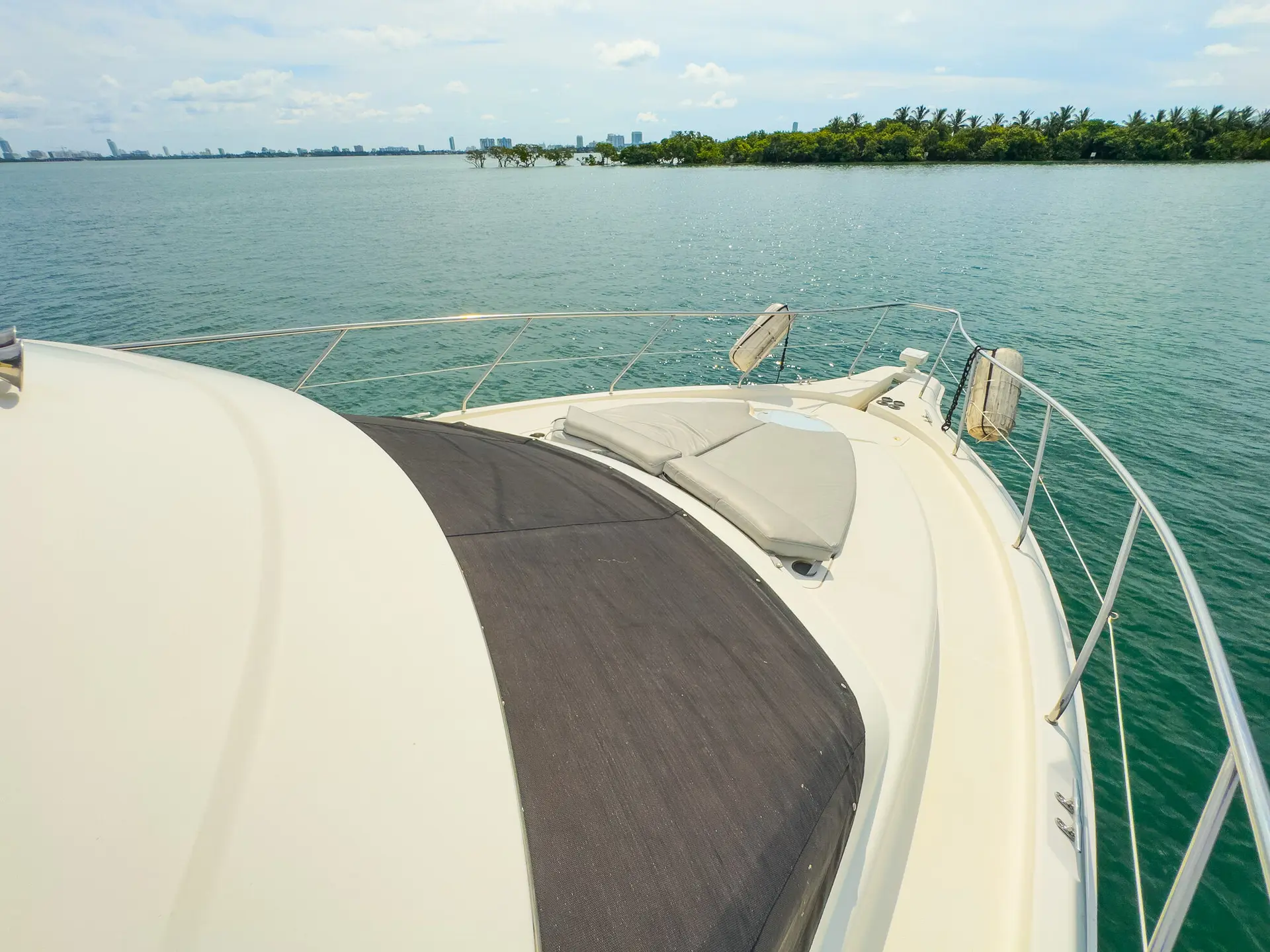 48FT SILVERTON WHITE - View 10