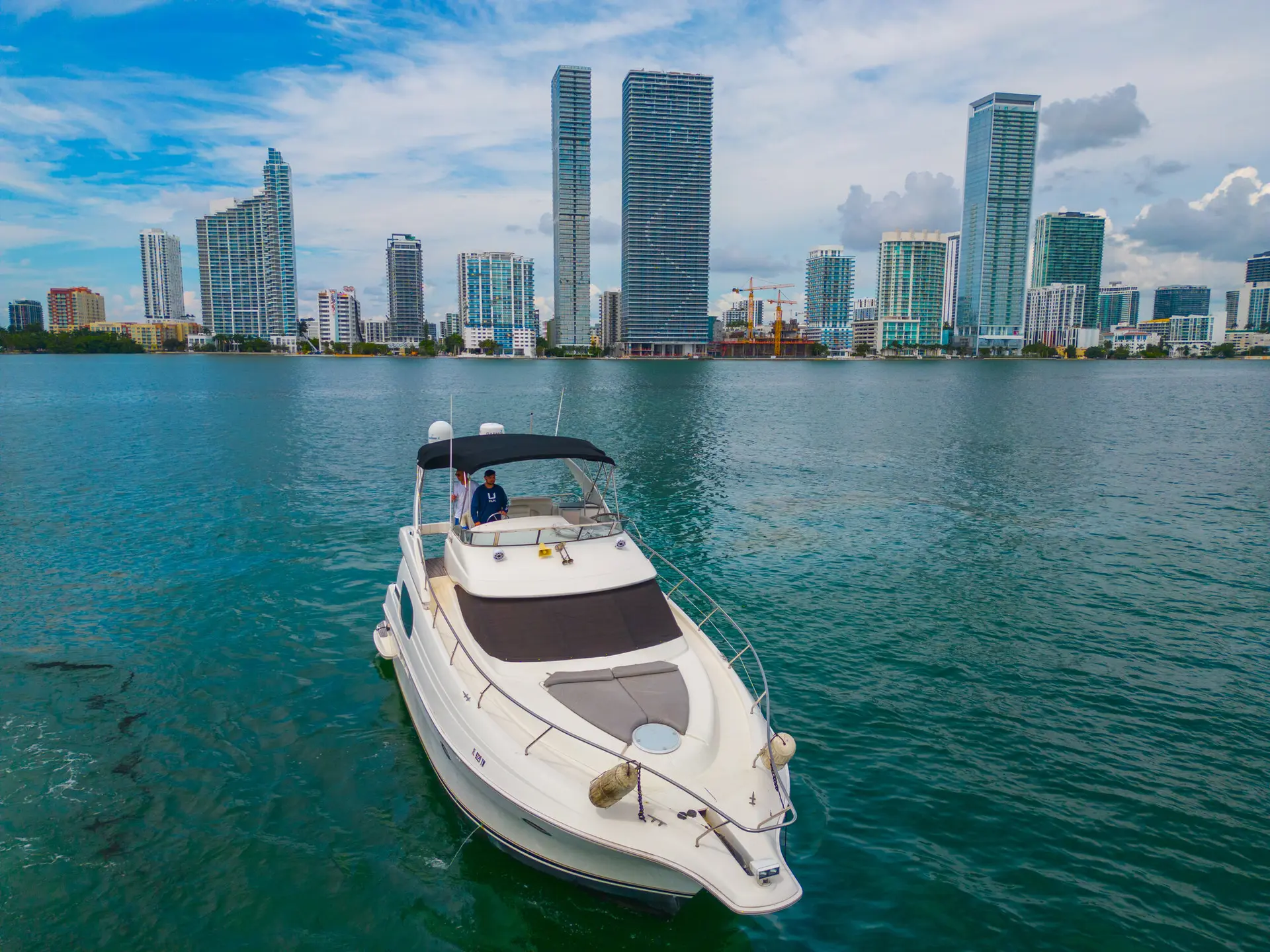 48FT SILVERTON WHITE - View 31