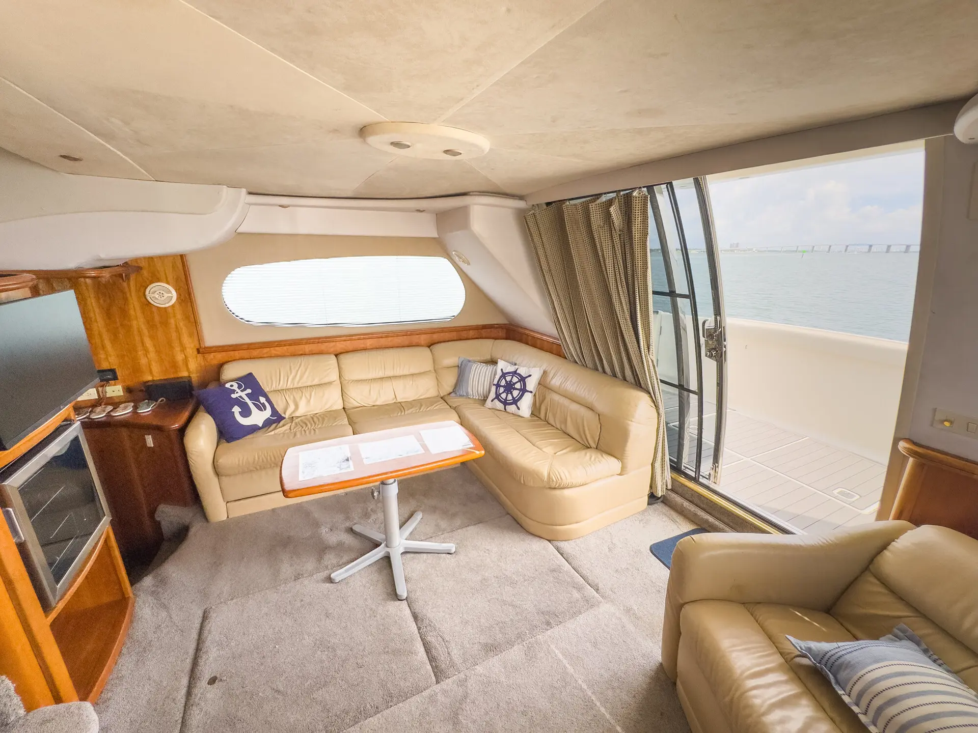48FT SILVERTON WHITE - View 38