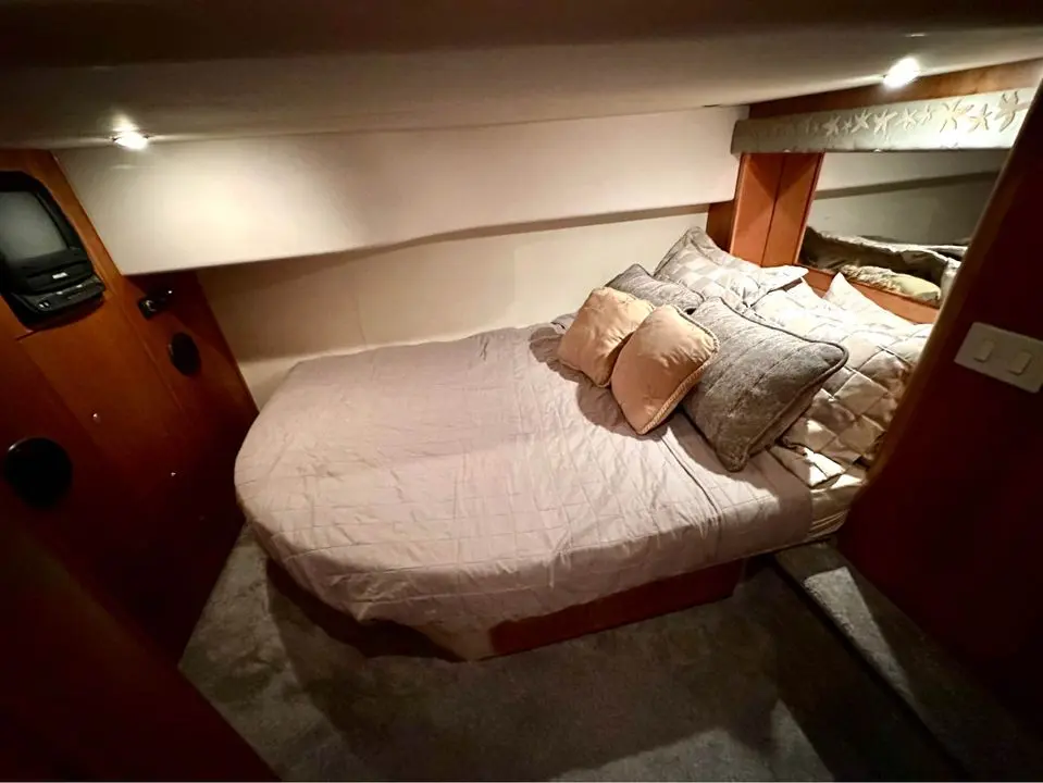 48FT SILVERTON WHITE - View 49