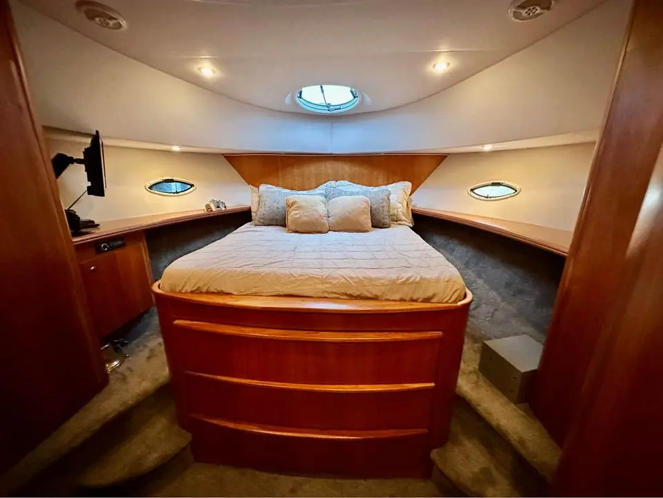 48FT SILVERTON WHITE - View 50