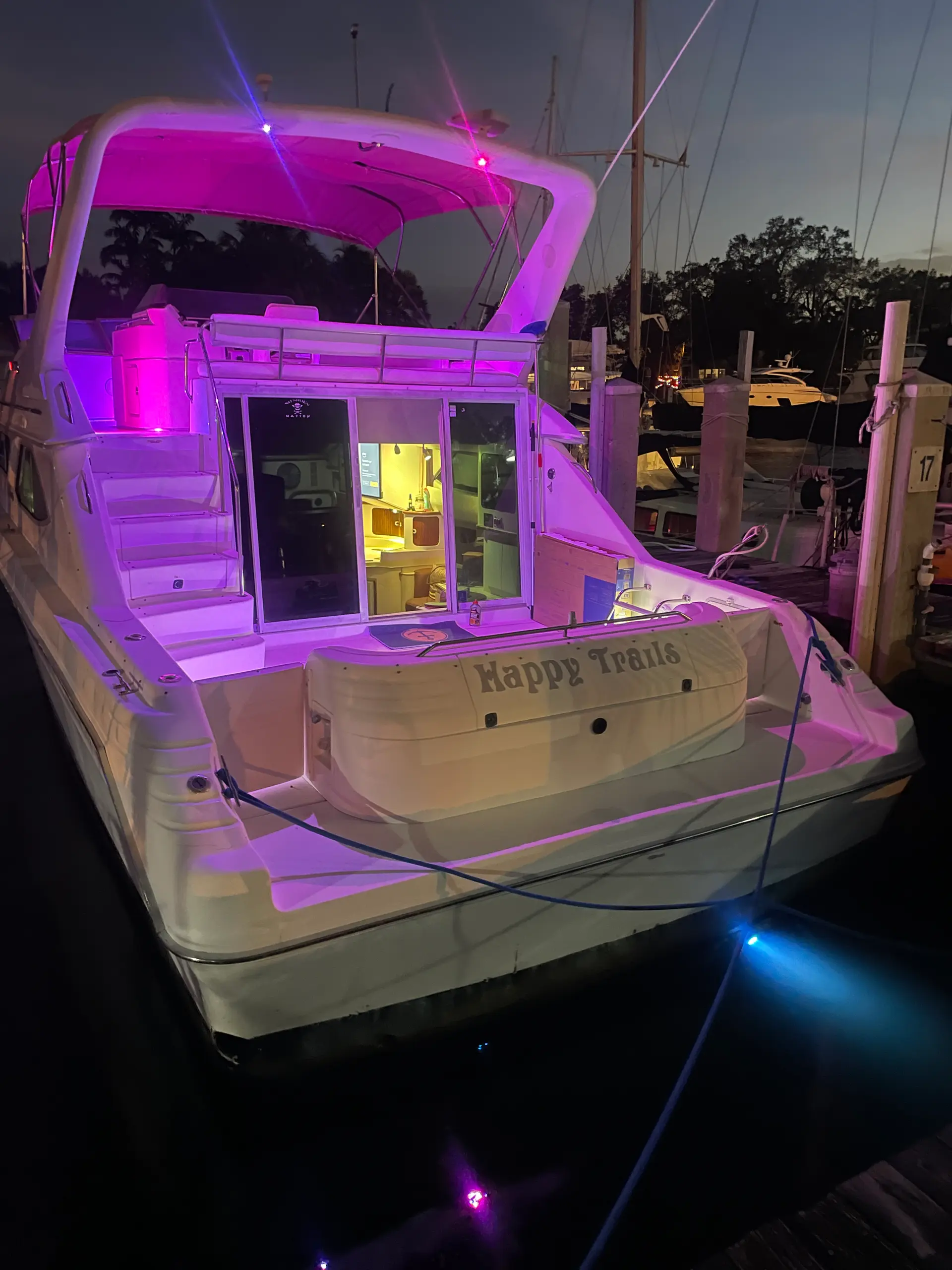 48ft Sea Ray Flybridge - View 12