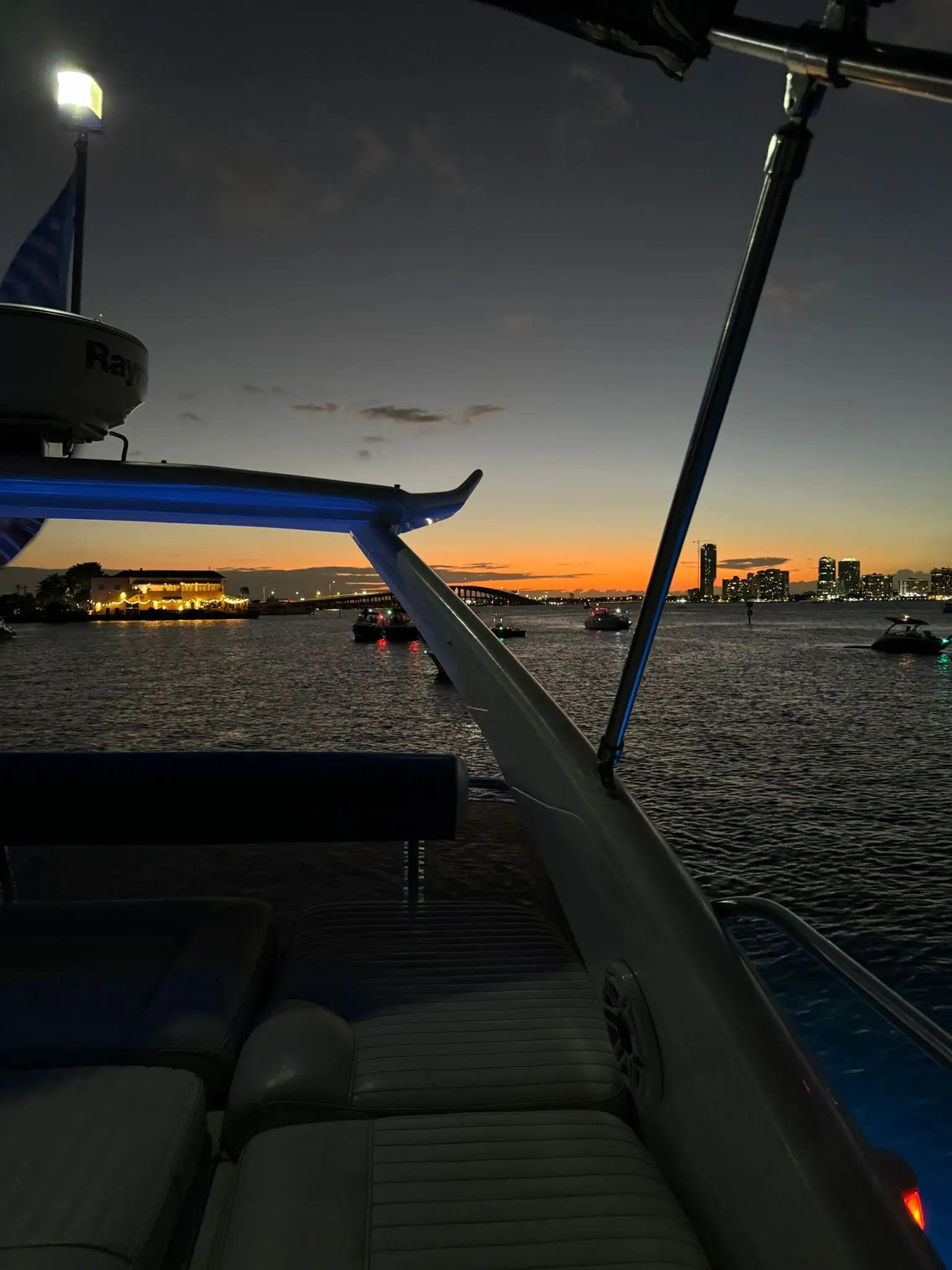 50FT MANHATTAN - View 47
