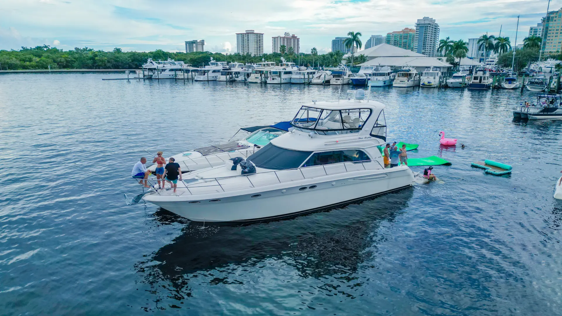 52FT SEA RAY FORT - View 13