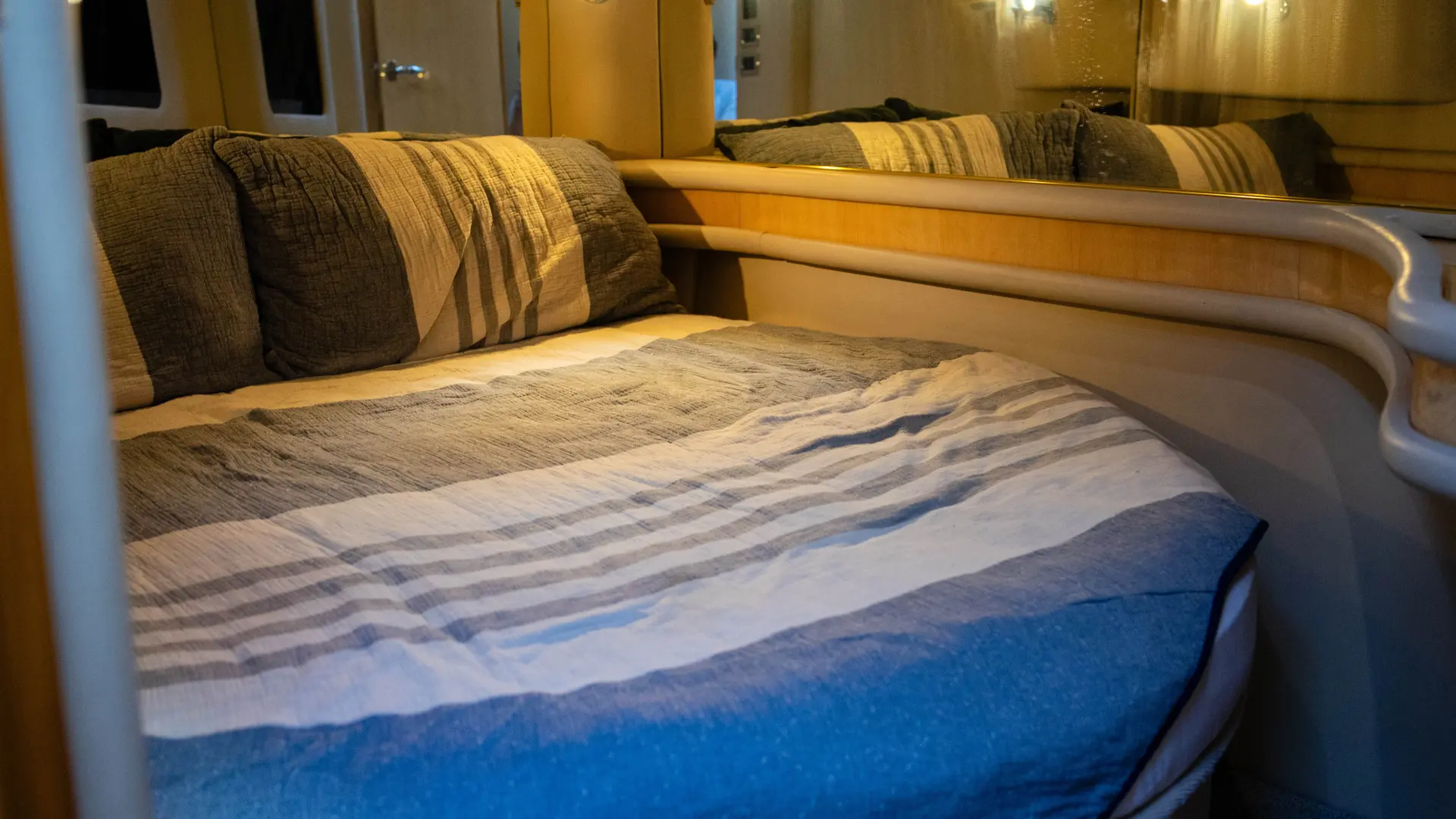 52FT SEA RAY FORT - View 22