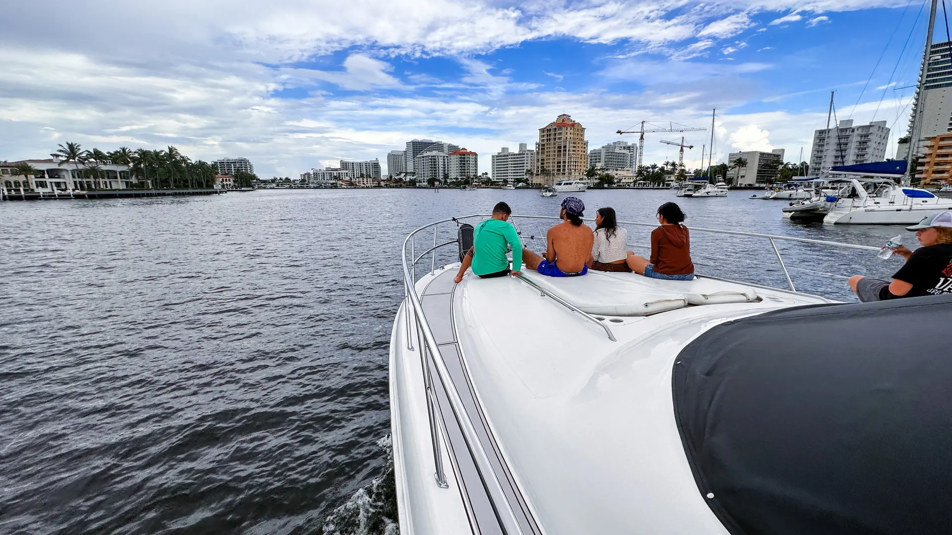 52FT SEA RAY FORT - View 31